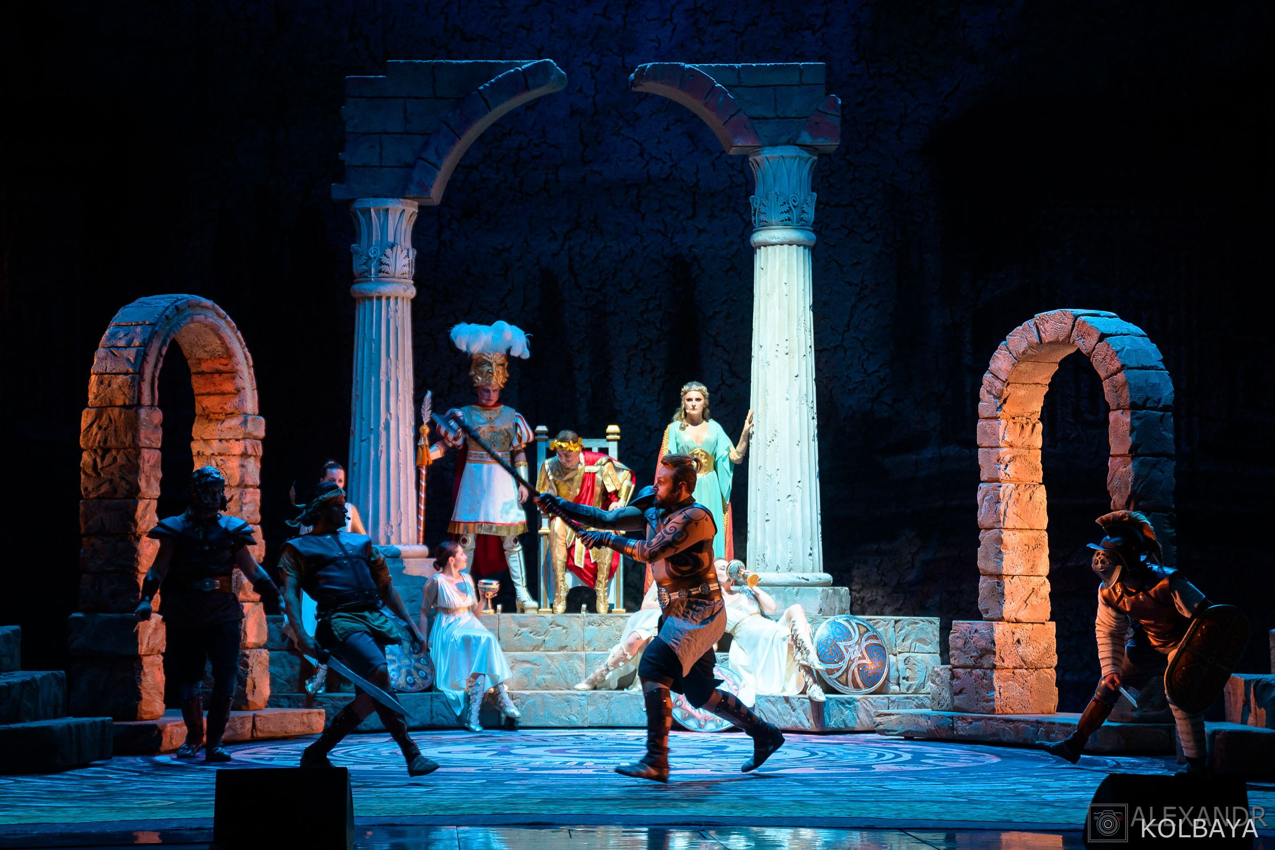 Фоторепортаж со спектакля Гладиатор в Театре Терезы Дуровой. Концертный и театральный репортажный фотограф в Москве Александр Колбая