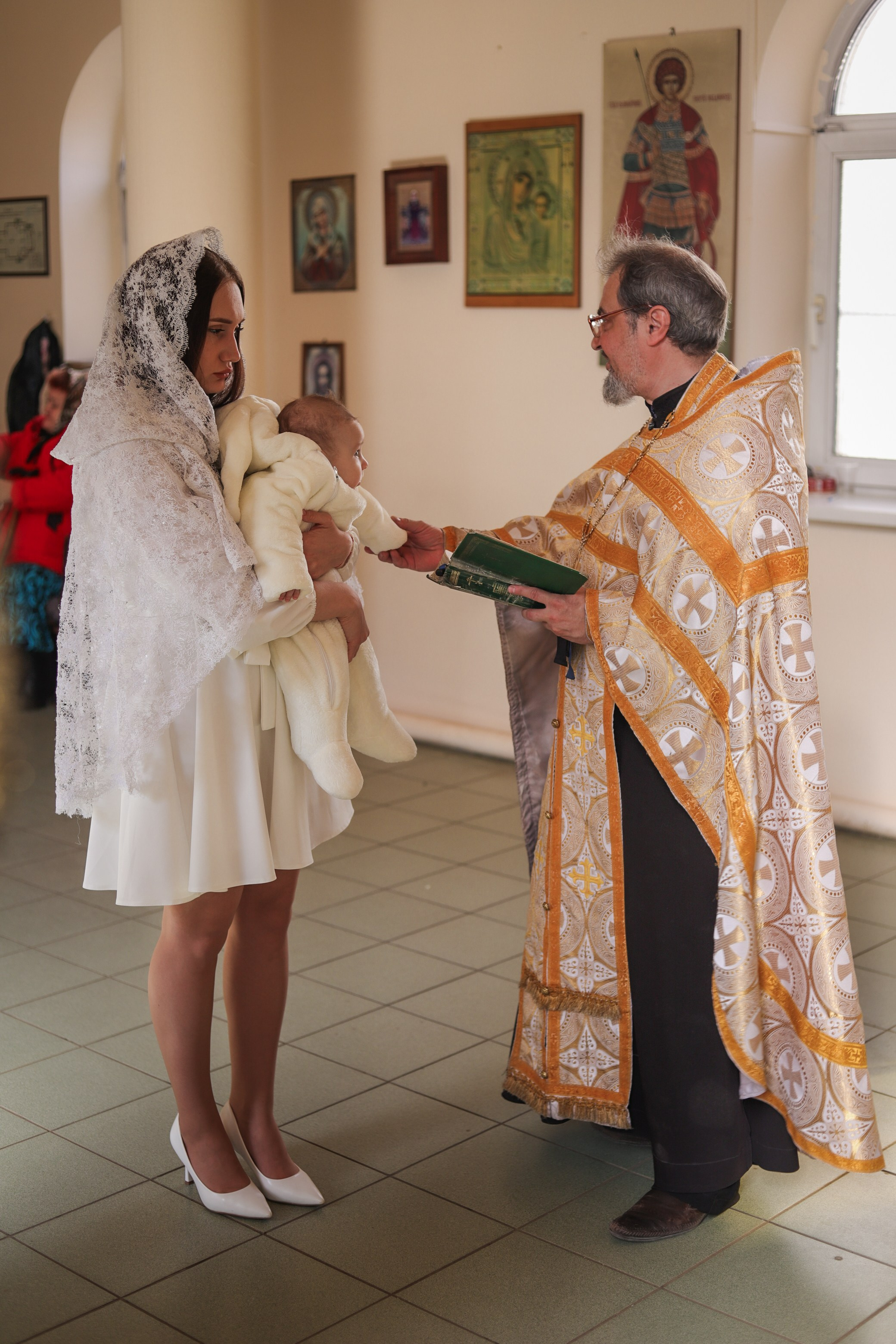 Крестины Венчание