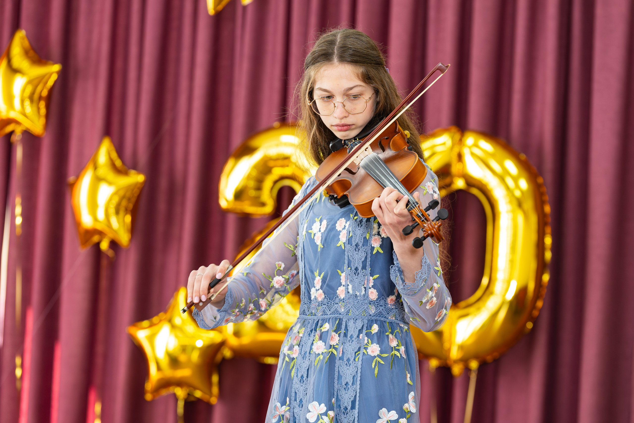 Выпускной музыкальная школа № 8. Фотограф Александр Поздняков  Новосибирск