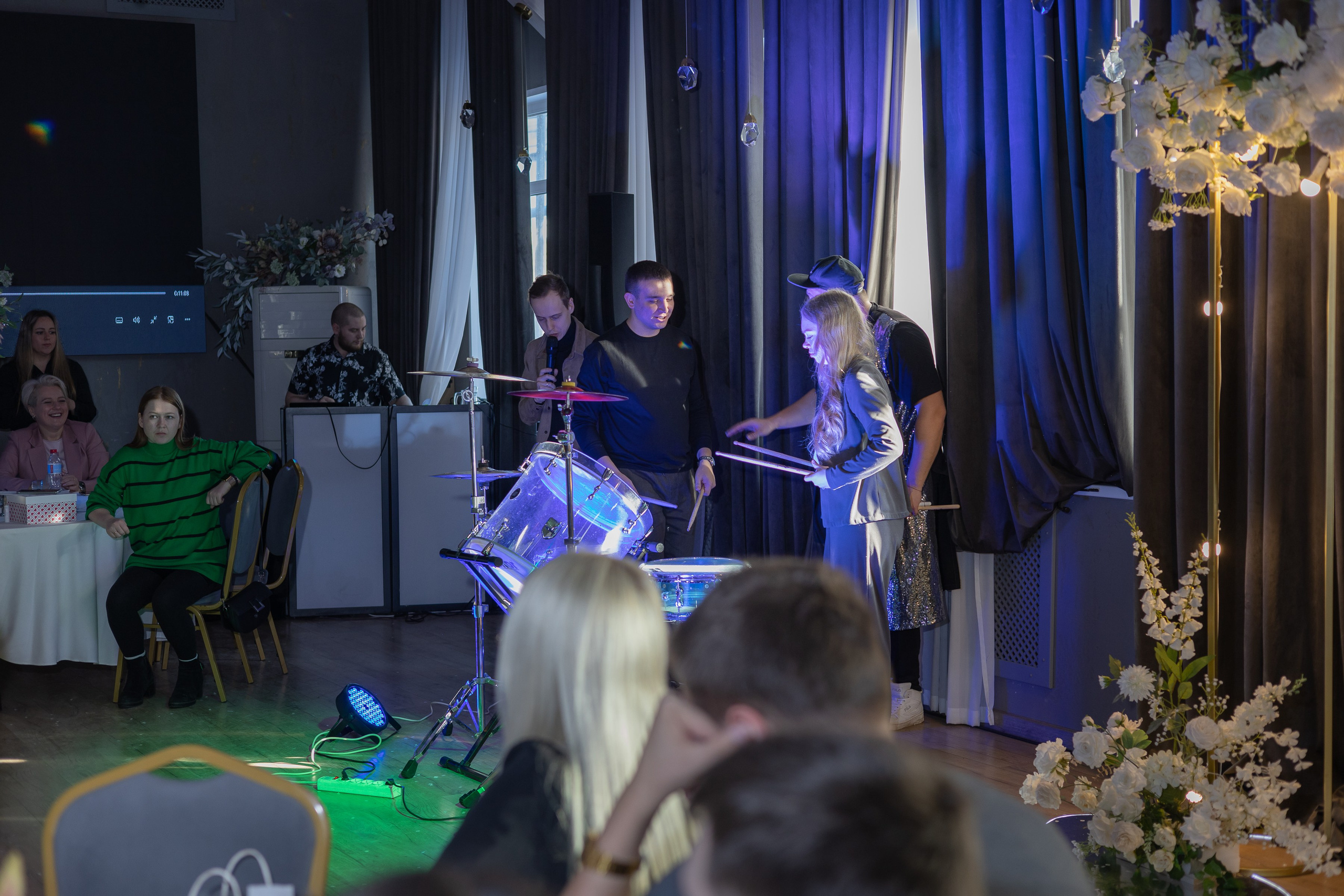 Свадебное чаепитие для молодоженов