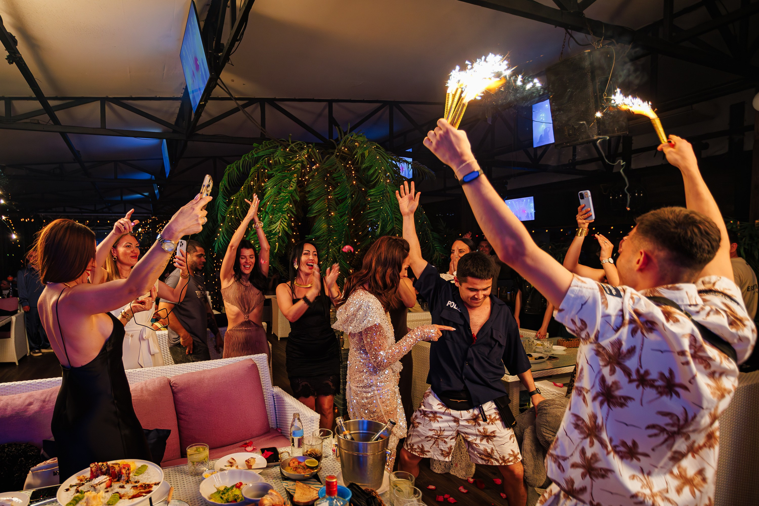 «LIZWI"_Чайка на пляже_Ялта_7.06.2025. Аминов Руслан | Фотограф