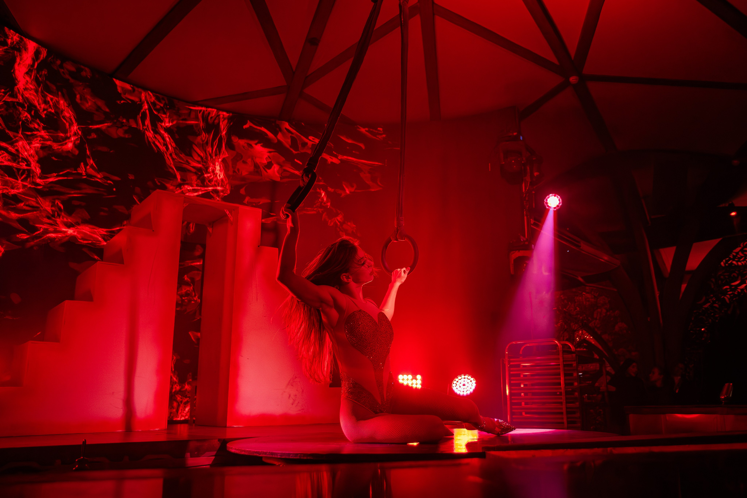 Городской корпоратив в PTIZZA_Ялта_29.12.2025. Аминов Руслан | Фотограф