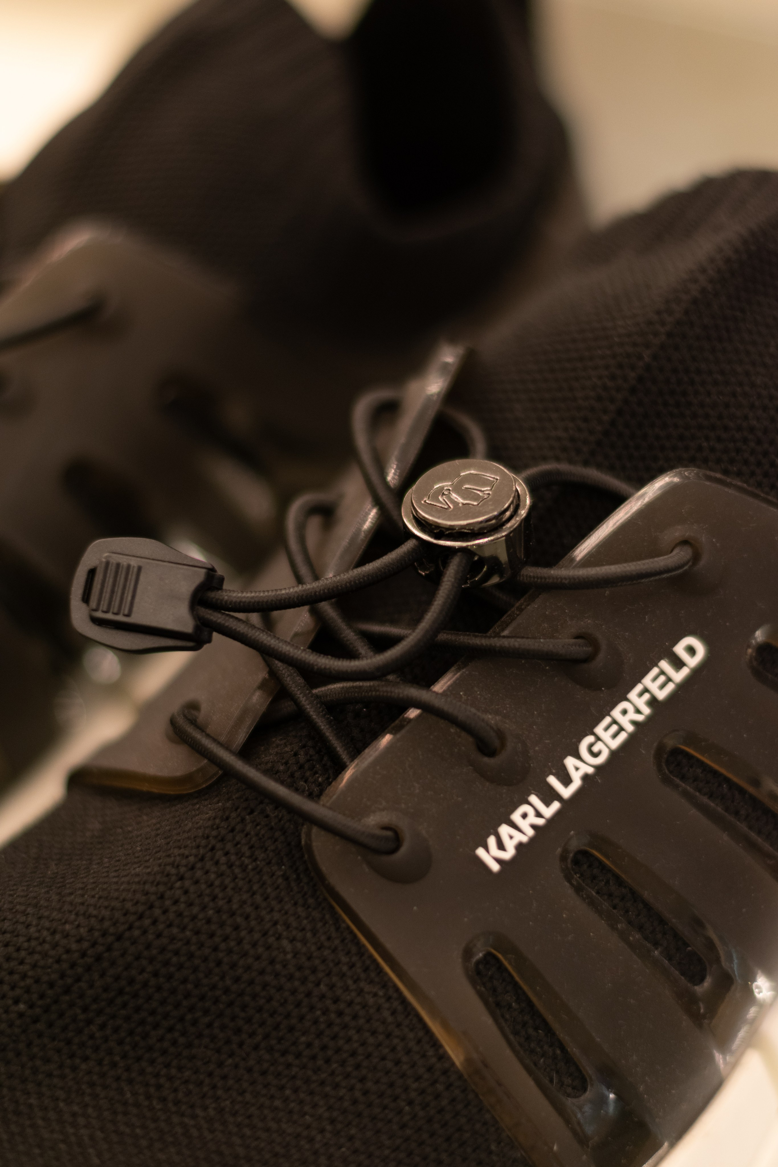 Для организаций. Предметная фотосессия для обувного магазина Capsula. Фотограф/видеограф Богдан Голованов