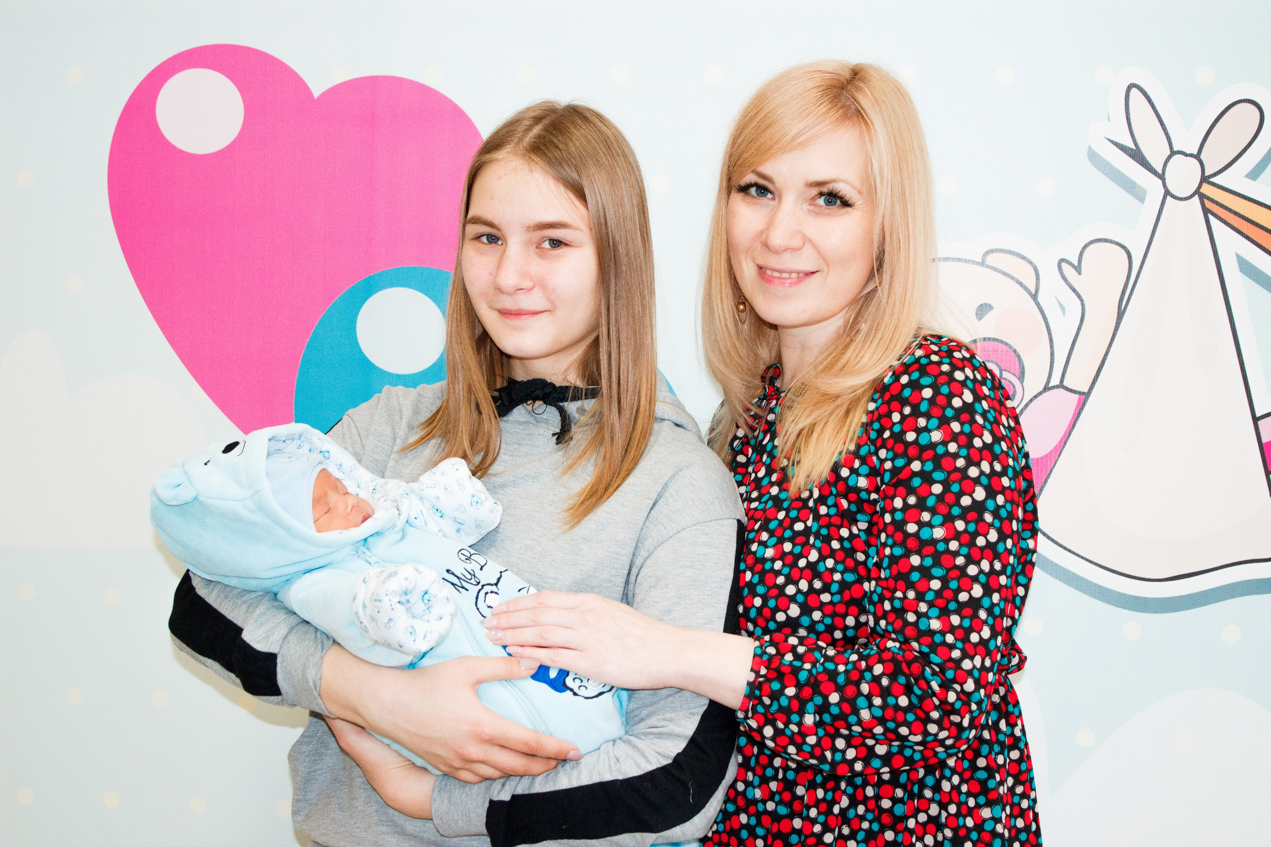 Выписка. 4 роддом. Свадебный и репортажный фотограф в Уфе| Осетрова Ольга