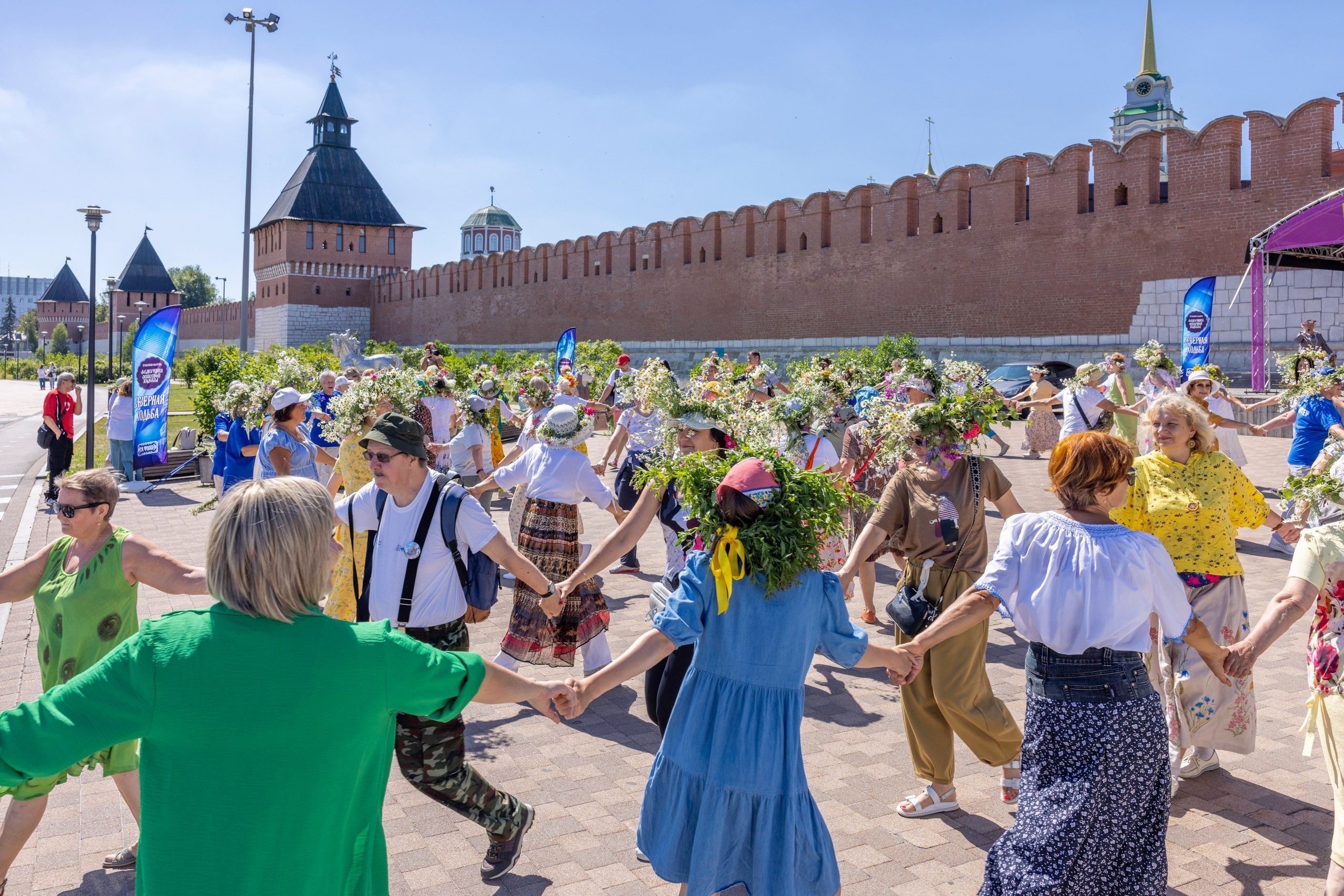 Фестиваль «Ромашковый хоровод». Северная ходьба. Фотограф в Туле Крупский АнДРей. Фотостудия «КАДР71» в Туле