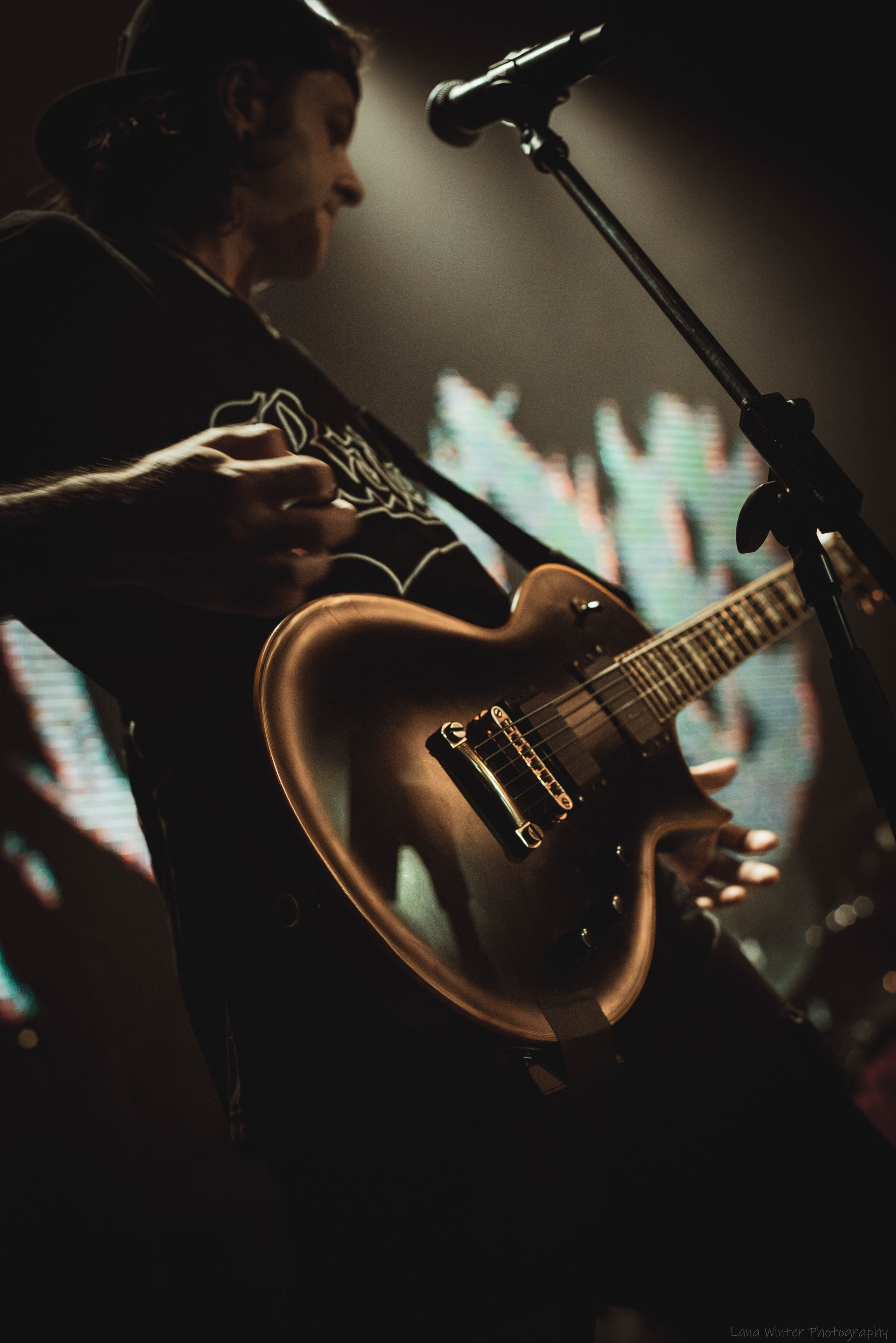 7000$ (25 января 2025 года, Москва, клуб Урбан). Фотограф Светлана Блинова, Москва и Московская область