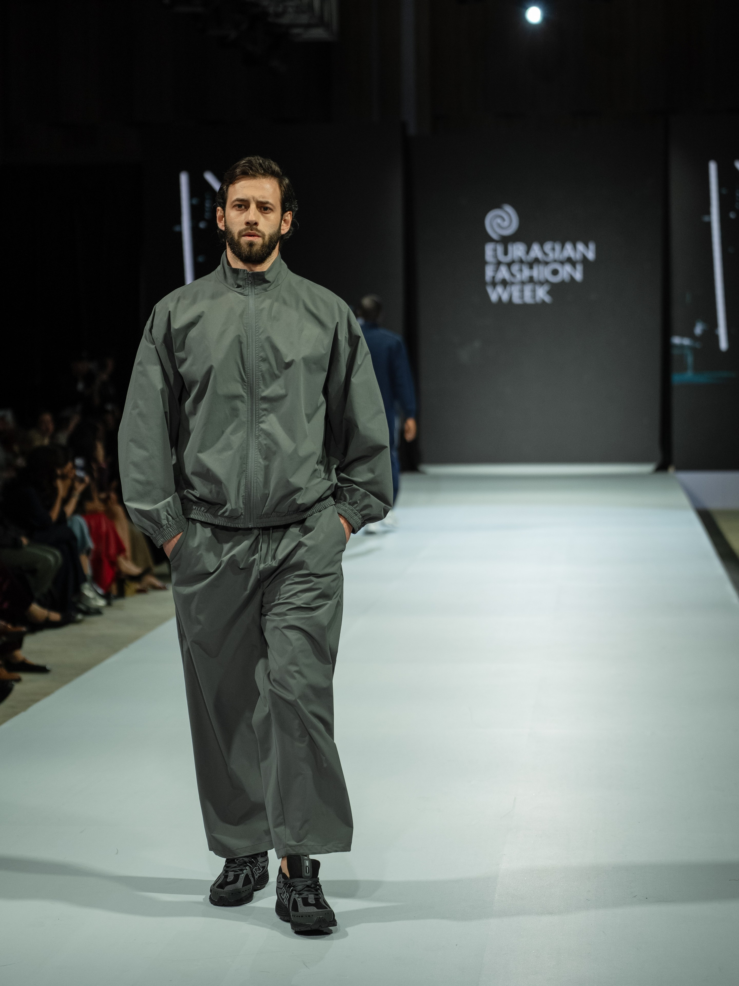 EURASIAN FASHION WEEK Husl Sport. Сайт Алматинского НЮ АРТ, будуар и фэшн фотографа Дениса Карпенко
