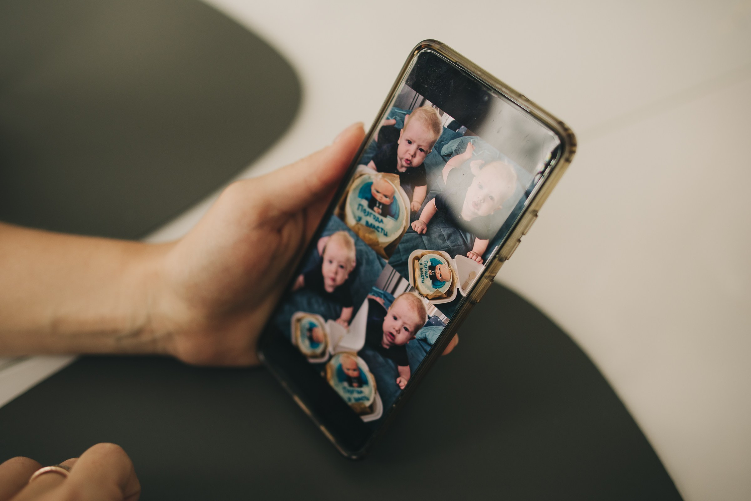 Наш мир — маленький ты!. Фотограф в Москве новорожденные свадьбы семьи Дарья Ларионова