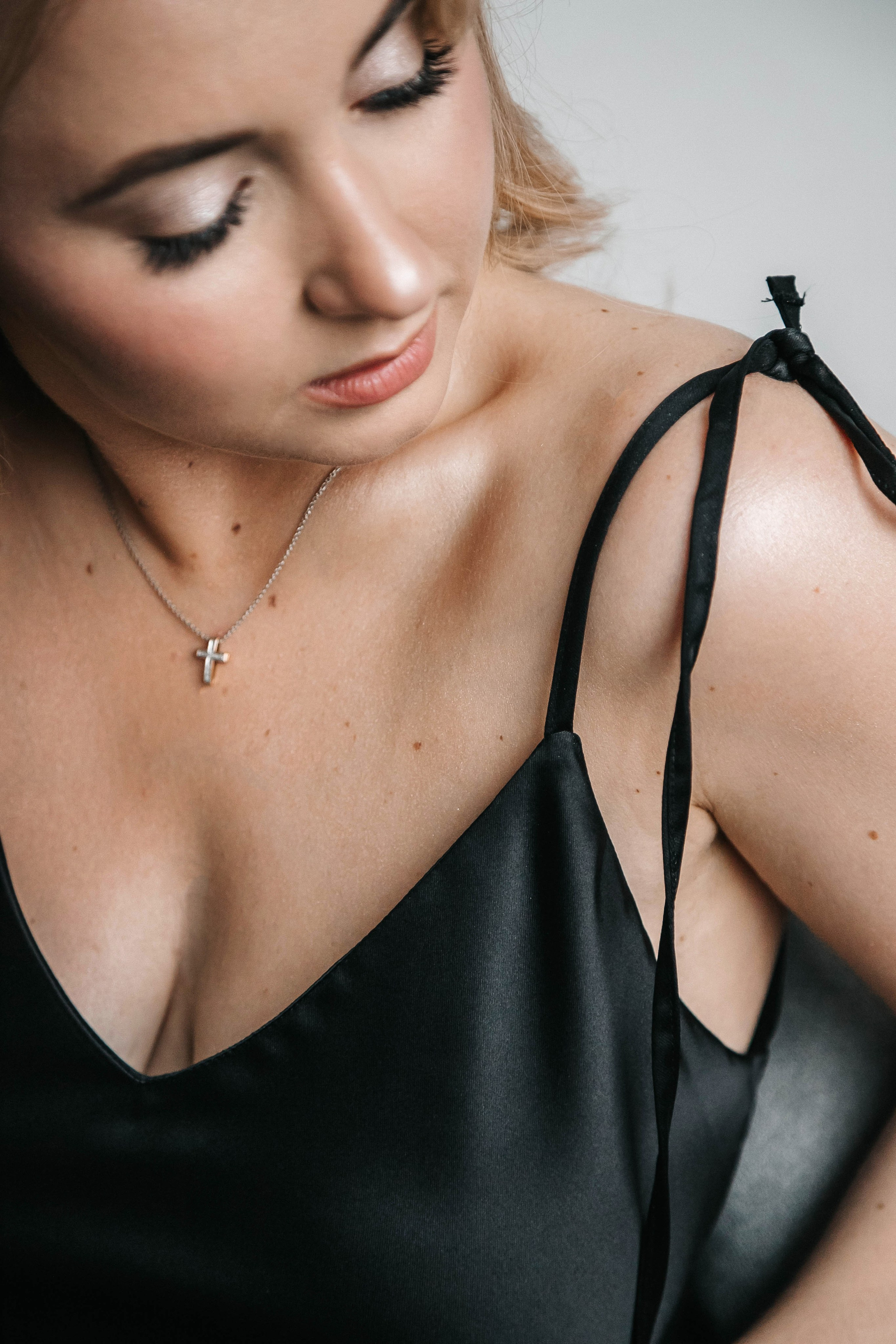 Фотосессия девушки в студии. Фотограф в Минске Ира Сюбарева