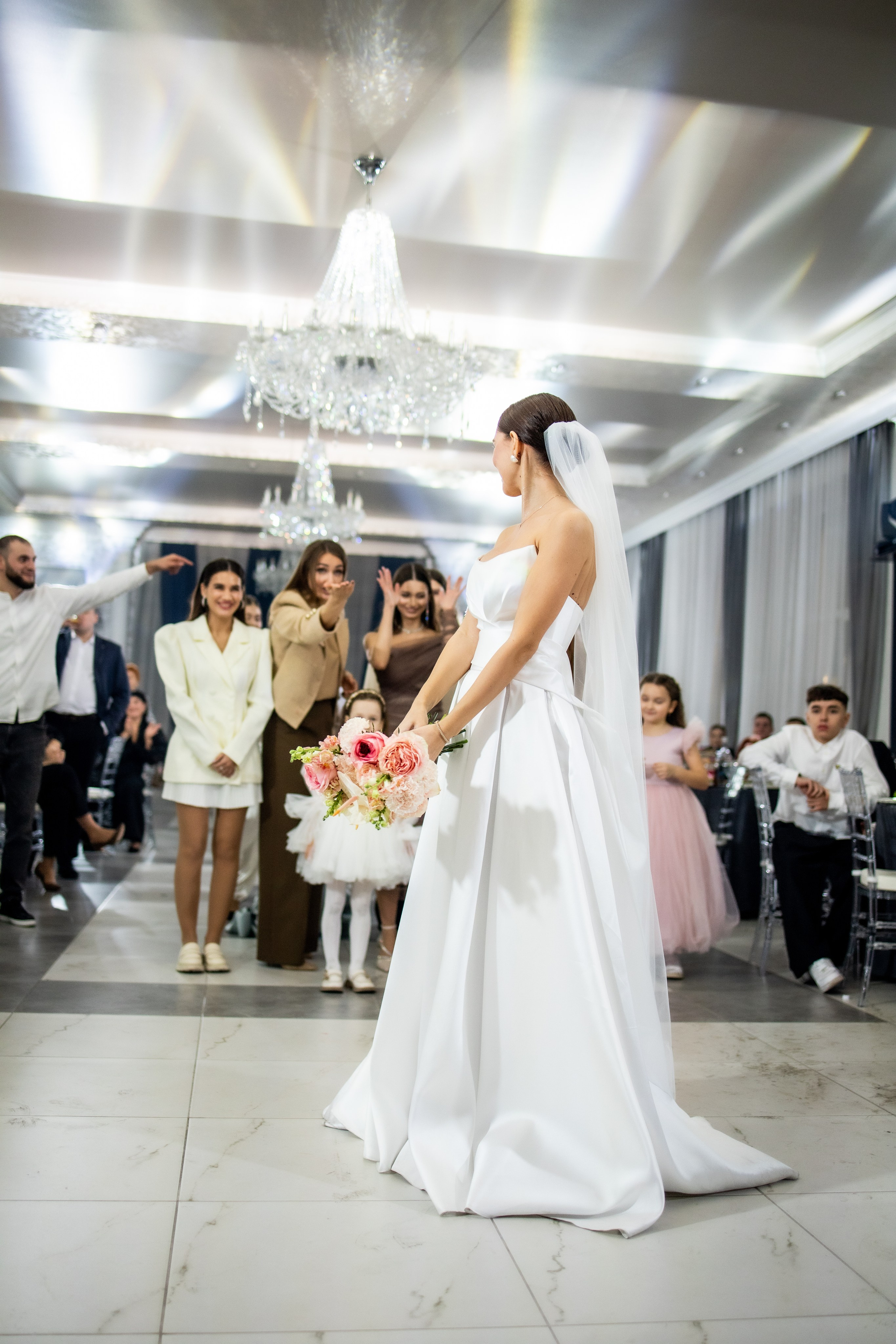 Артем и Вероника — Торжество. Фотограф Надежда Лукьянова