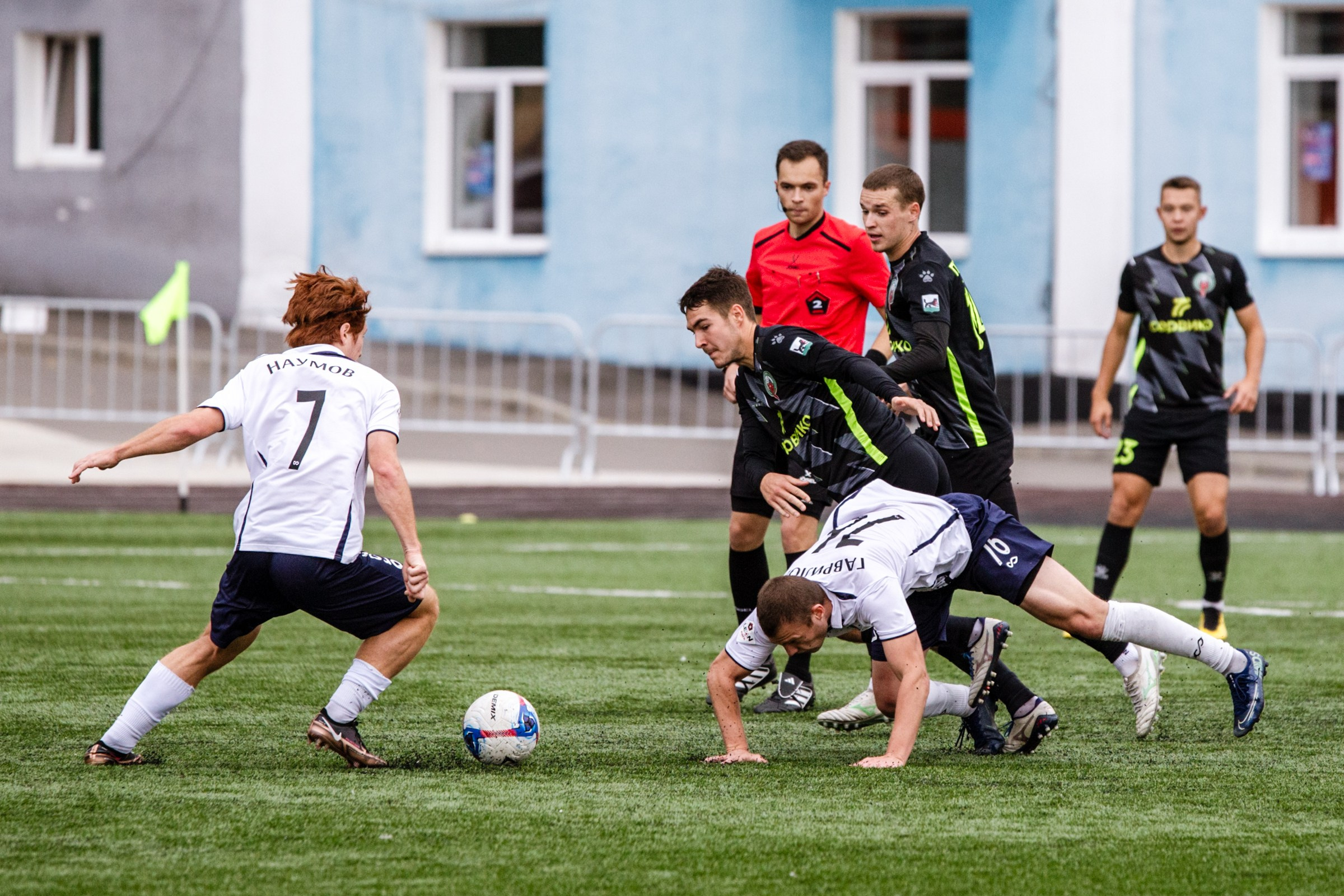 Первенство России по футболу LEON-Вторая лига Б | ФК Иркутск — Космос (Долгопрудный) | 14.09.25. Фотограф в Иркутске Евгения Айвазова