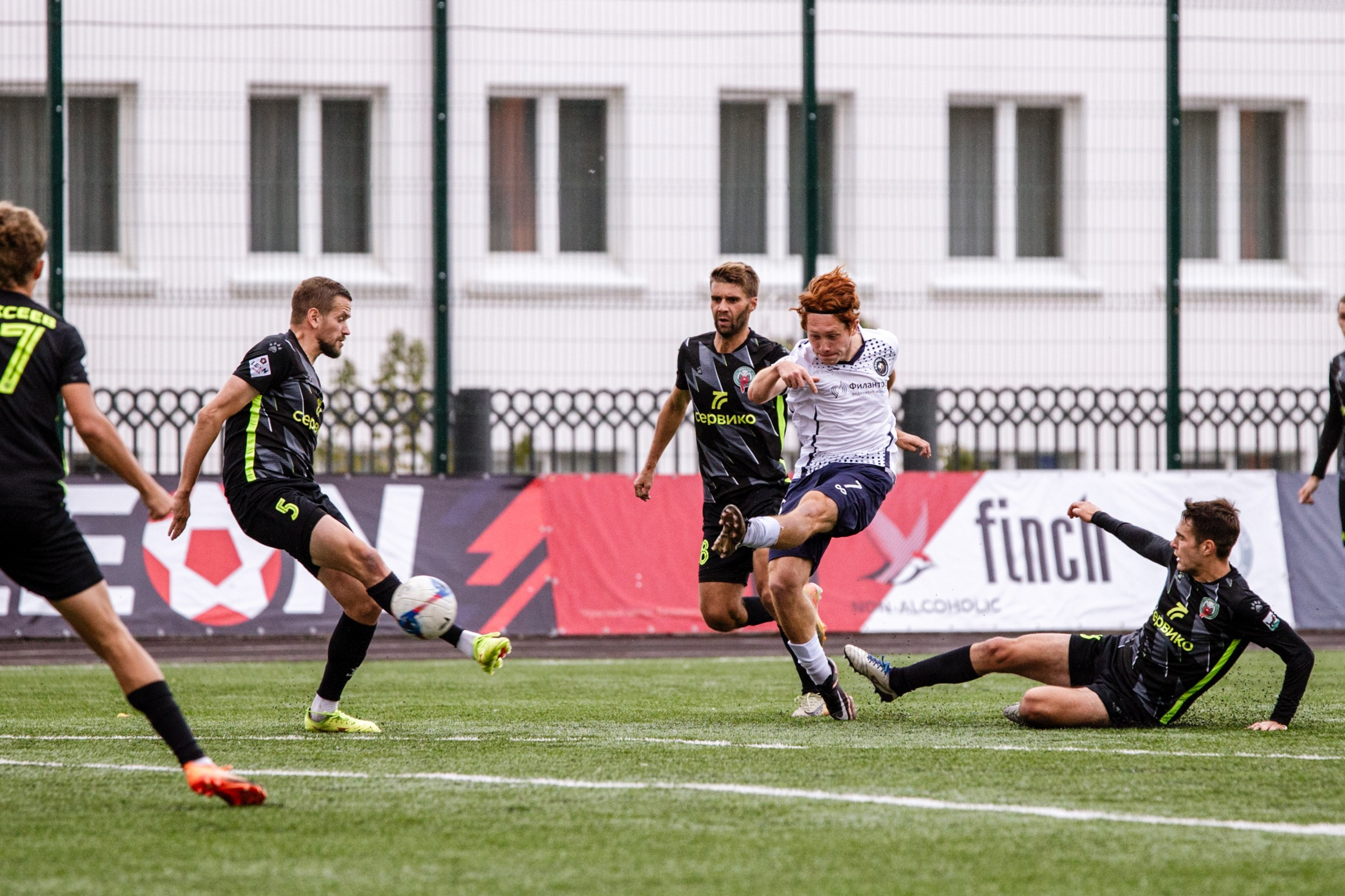 Первенство России по футболу LEON-Вторая лига Б | ФК Иркутск — Космос (Долгопрудный) | 14.09.25. Фотограф в Иркутске Евгения Айвазова