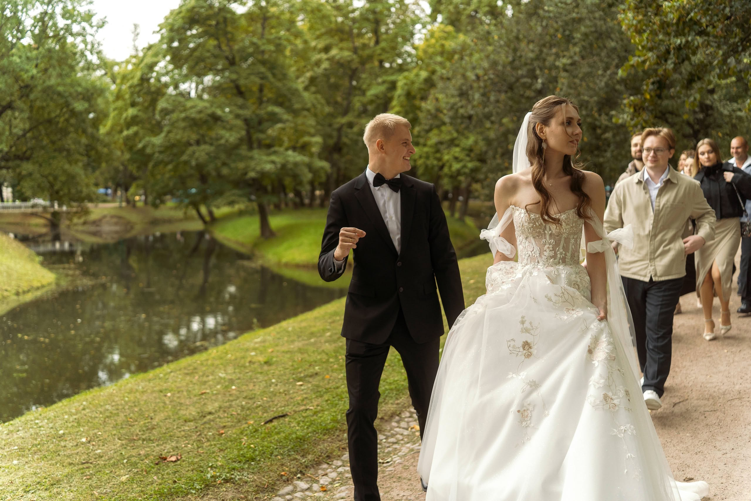 Василий и Марина — свадебный день в Петербурге. Свадебный фотограф Дмитрий Родионов — Санкт-Петербург и Ленинградская область