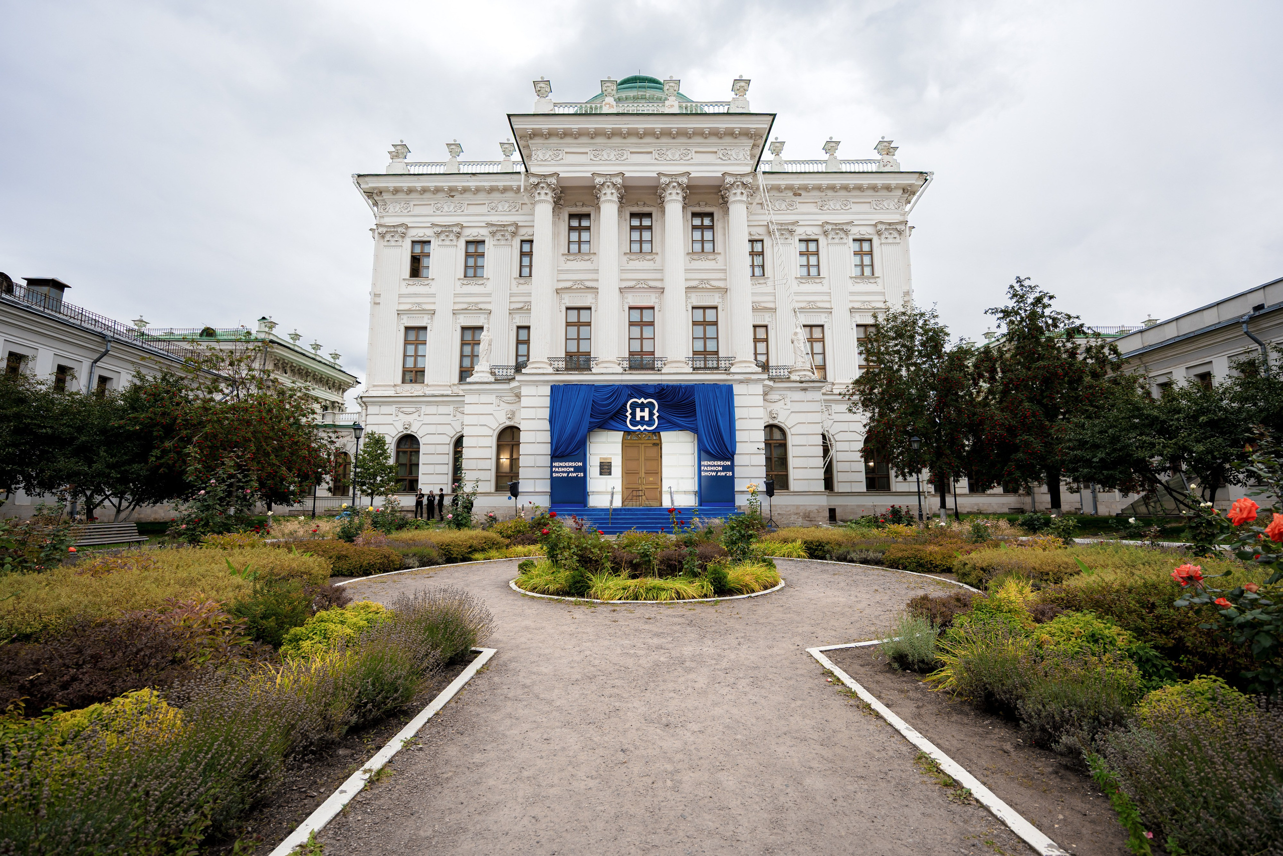 Henderson Fashion Show AW'25. Репортажный фотограф Семён Борисов | Москва