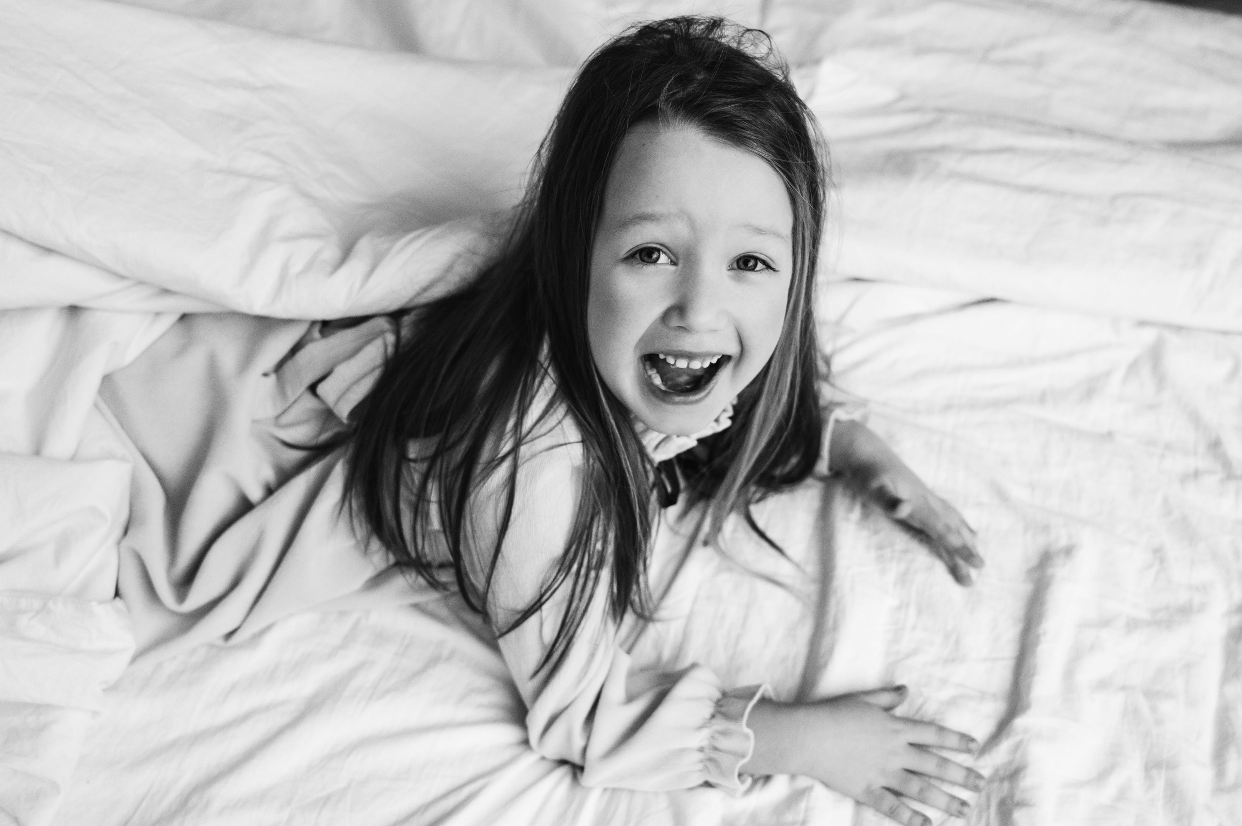 Семейная фотосъемка в Спб. Профессиональный фотограф беременности в СПБ. Стильные фотосессии беременности в стиле минимализм и классическая фотография