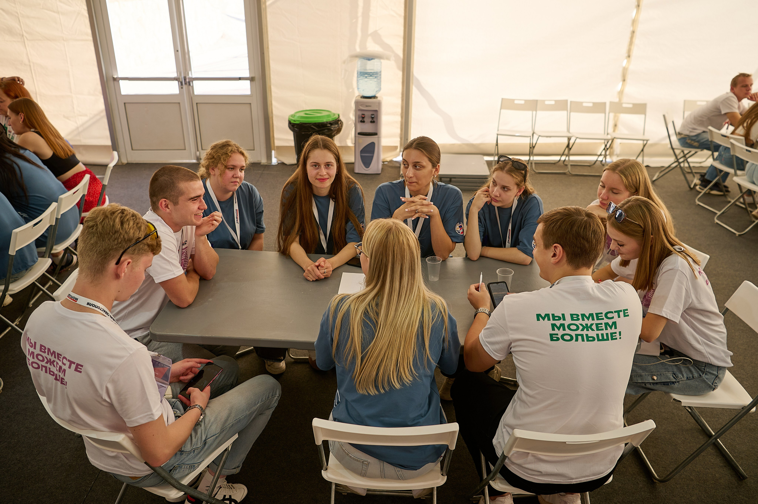 Молодежь 92 2024 (Севастополь). Репортаж | фотосъемка в Москве и РФ | Фотограф Александр Емелькин