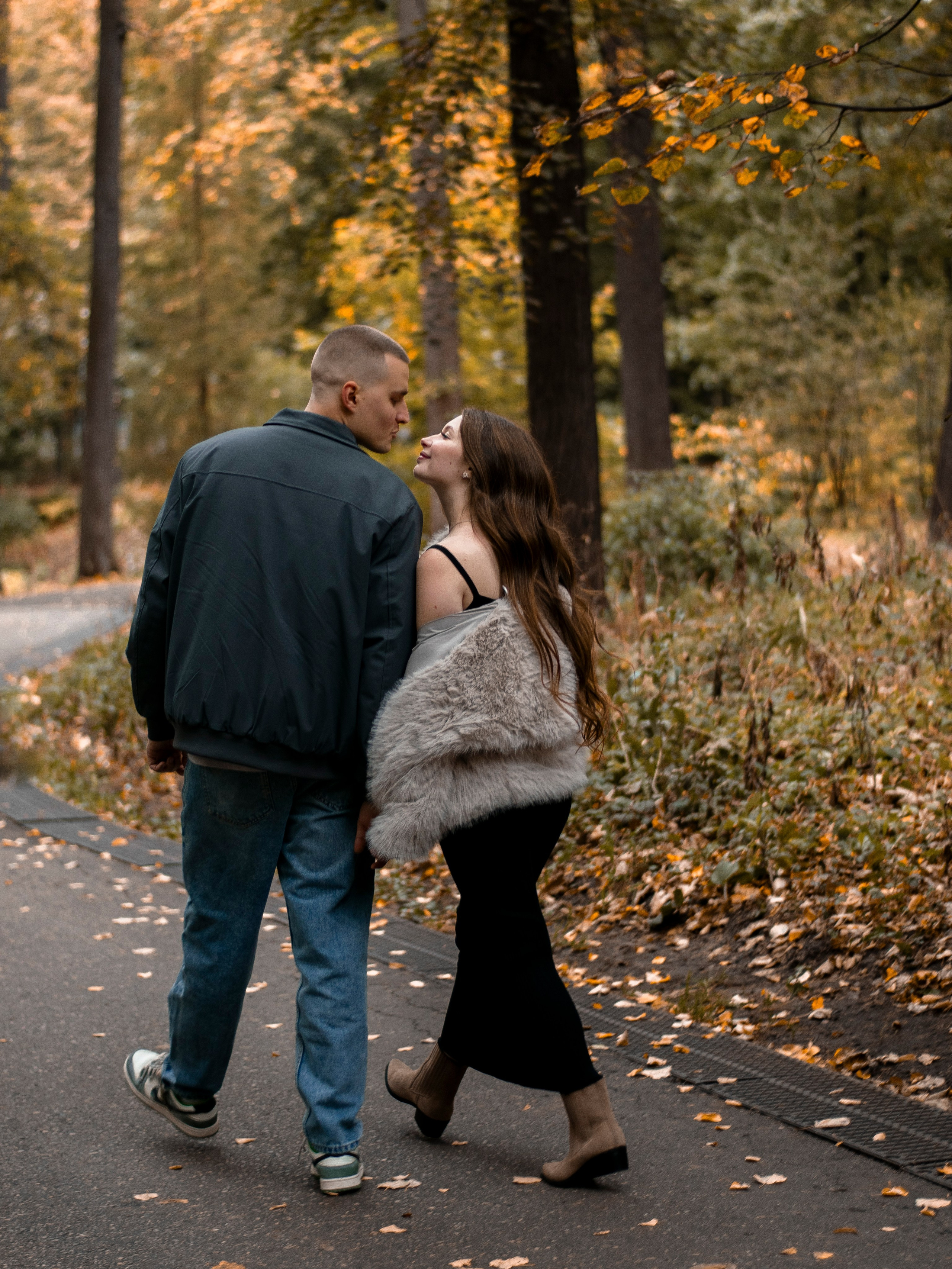 In the Autumn Garden. Портретный фотограф Москва Белогорцев Сергей