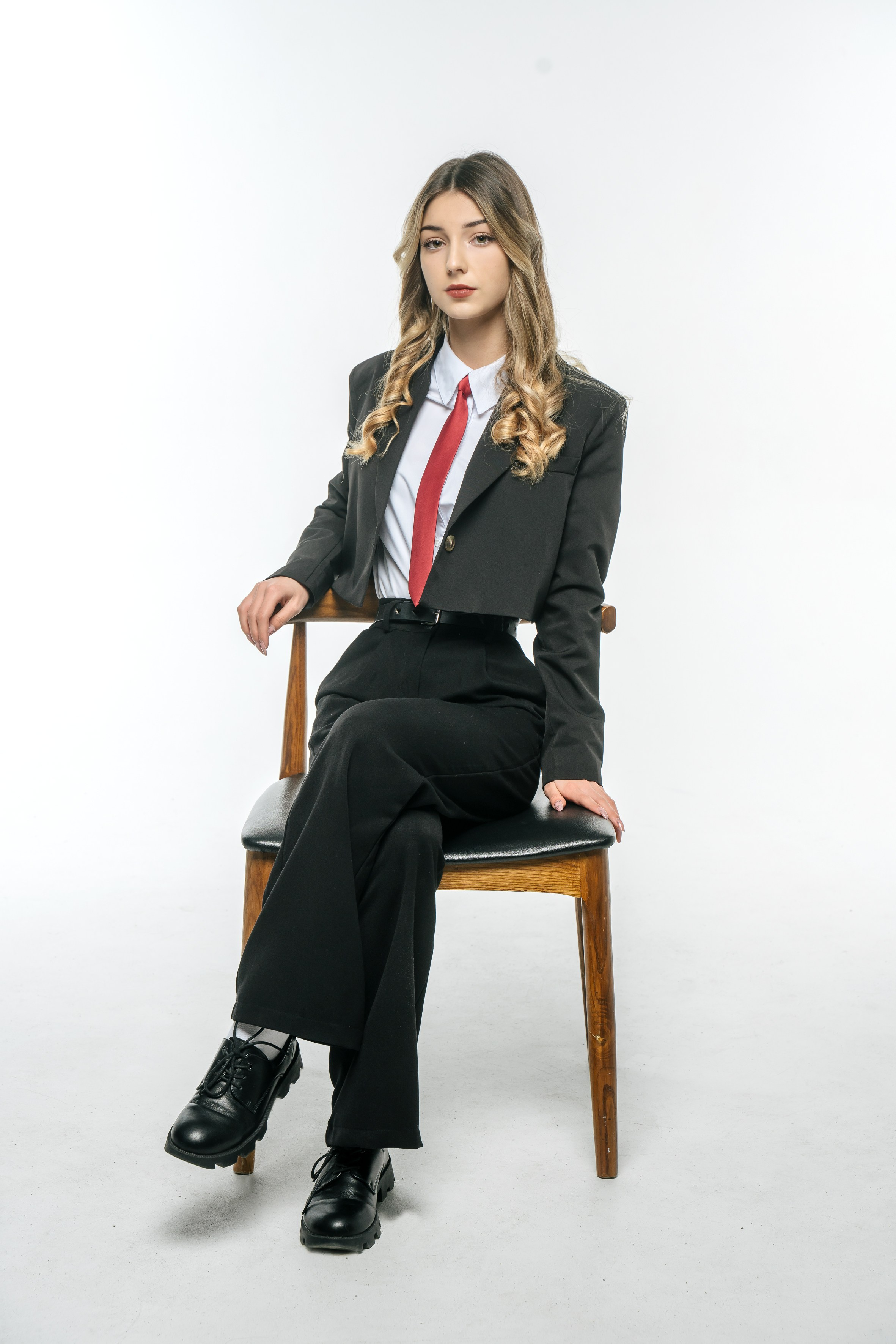 4. Выпускные альбомы, школьные фотосессии в городе Новороссийске