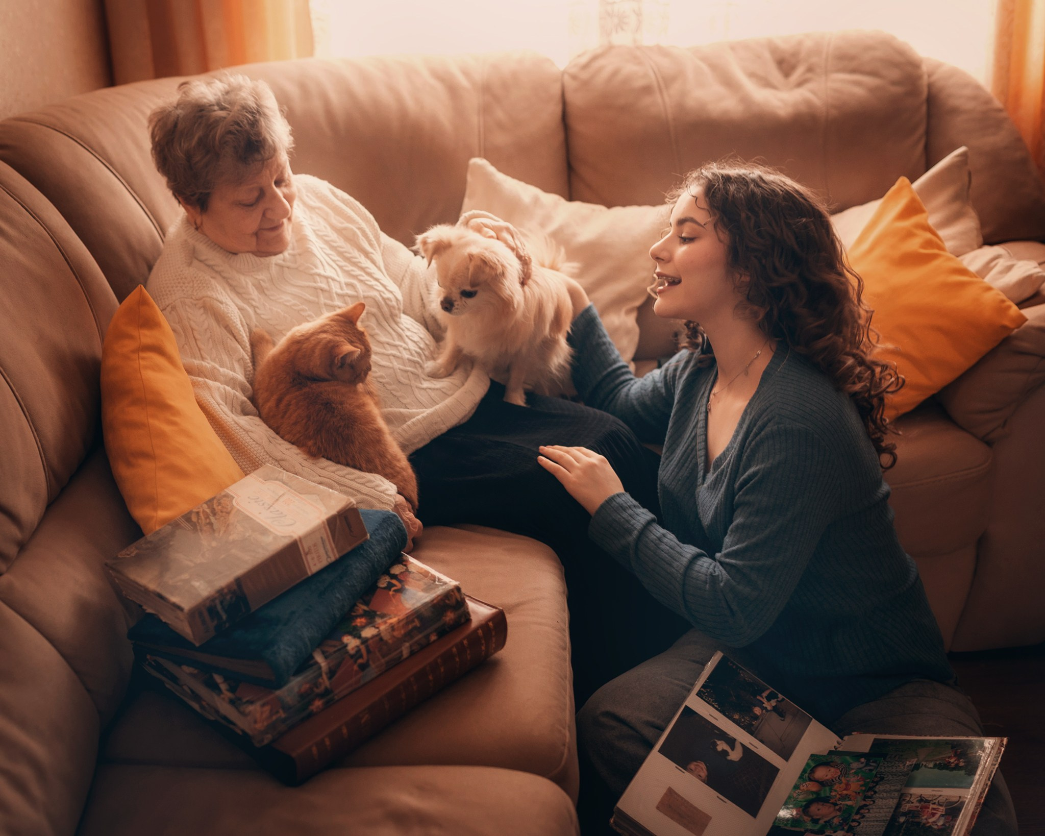 Домашняя фотосессия — бабушка с внучками. Детский и семейный фотограф Елена Михайлова в Москве
