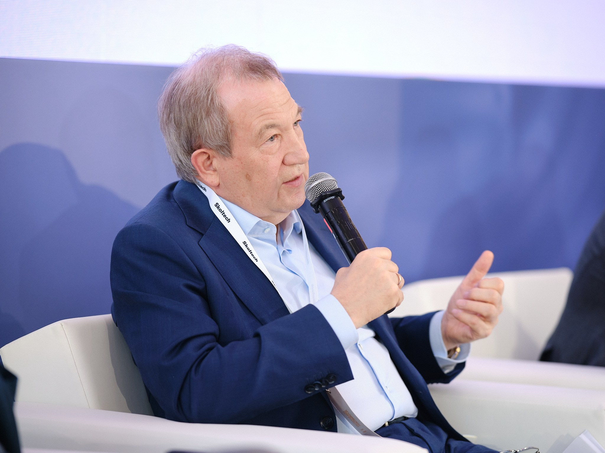 Конференция СКОЛТЕХА «Фронтиры прогресса». Профессиональный фотограф в Москве Павел Жданов