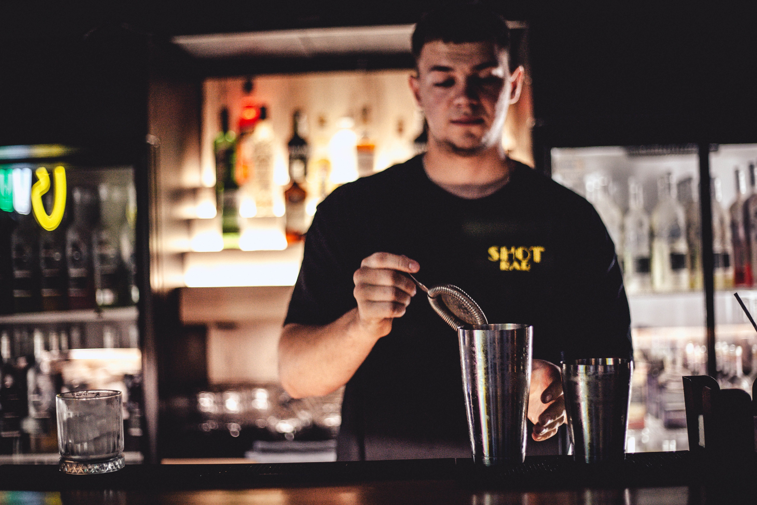 Шот Бар. Уличный фотограф Города N