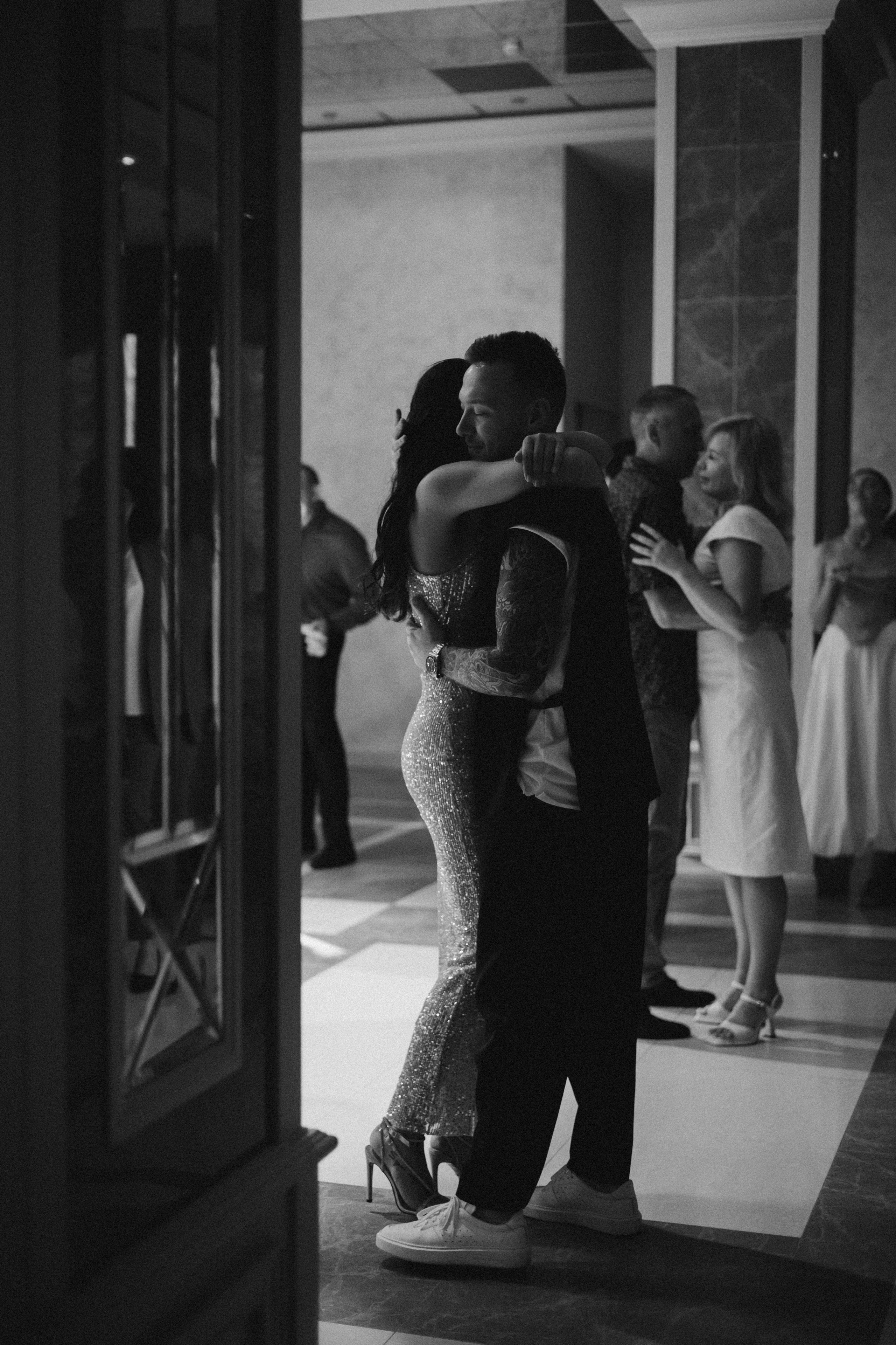 Вика и Ваня. Эстетичный свадебный репортаж в любом городе страны