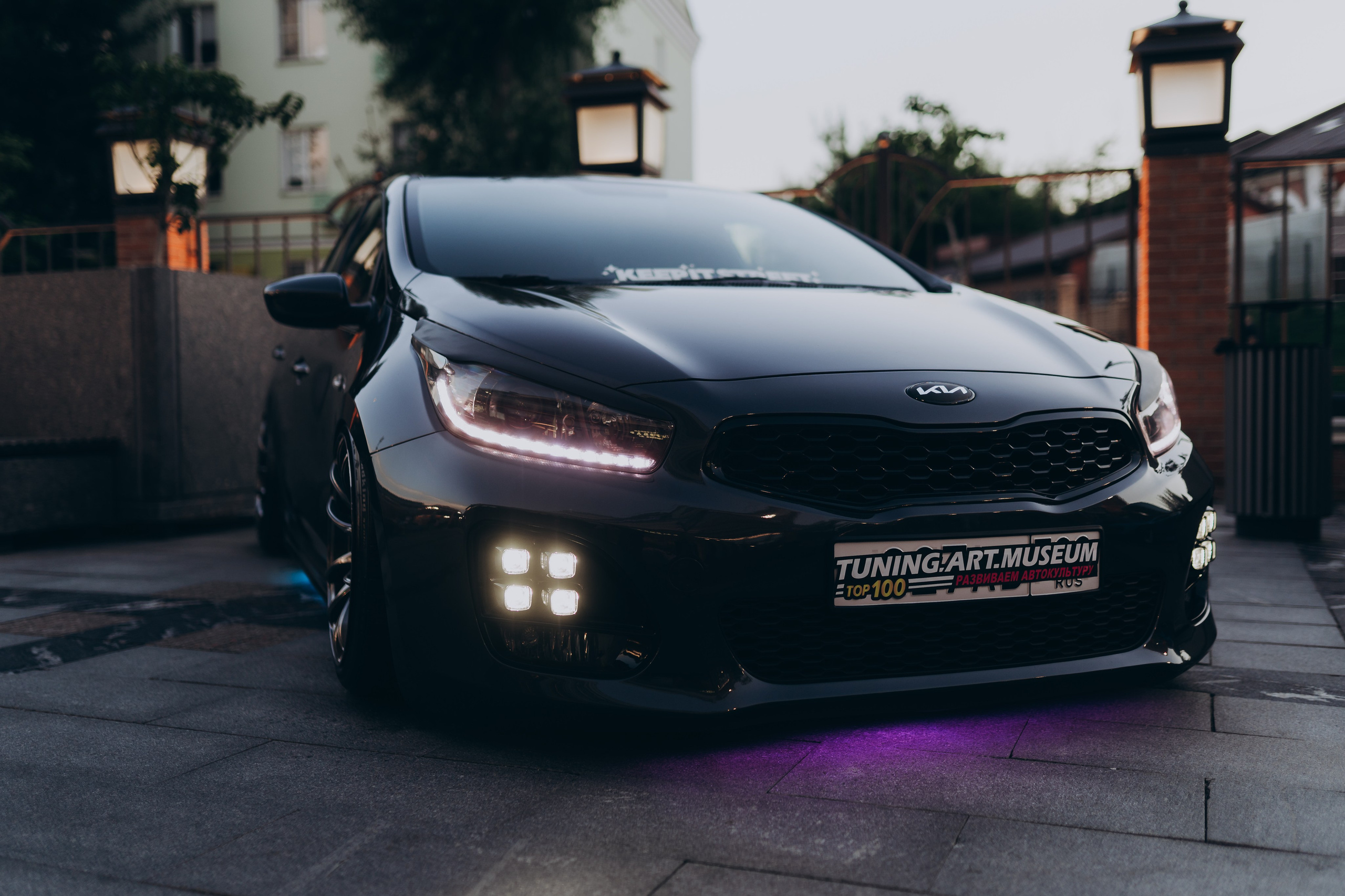 Авто выставка Депо. Фотограф Торопец Кристина Абрамова Kanwellia photography