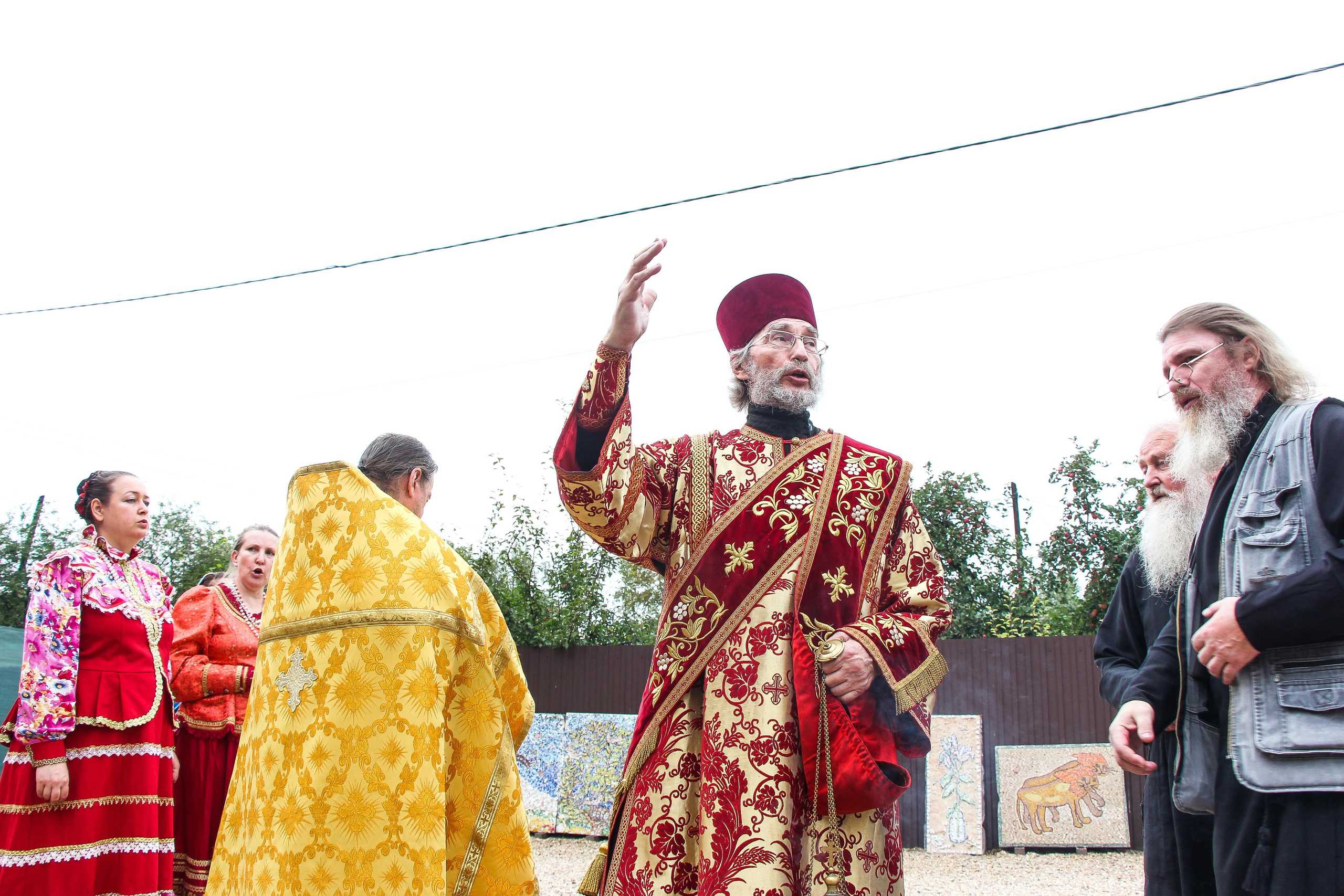 Открытие Атриума Отца Димитрия. Детская школа мозаики. 2021 г. Мария Ткаченко. Документальная фотография