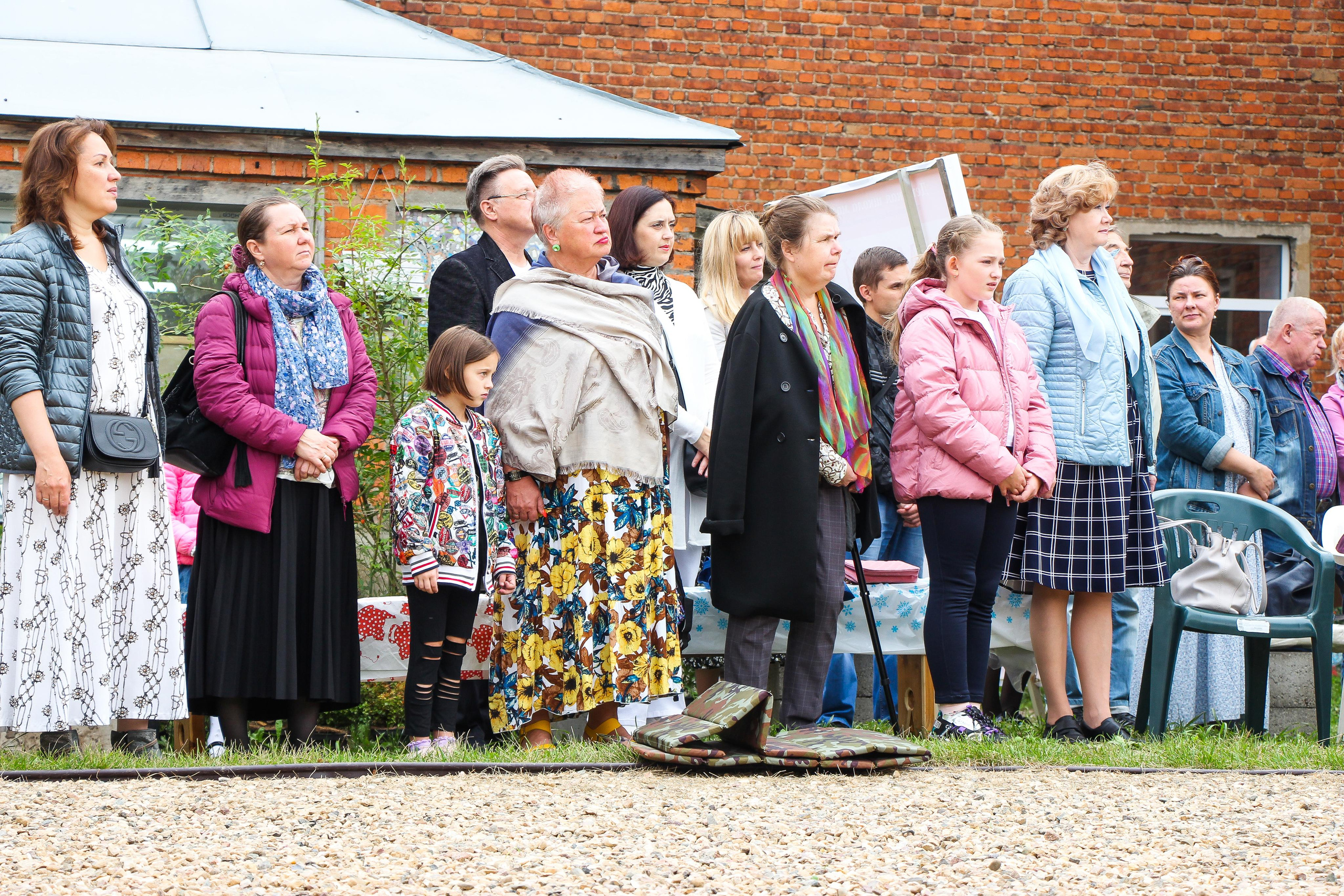Открытие Атриума Отца Димитрия. Детская школа мозаики. 2021 г. Мария Ткаченко. Документальная фотография