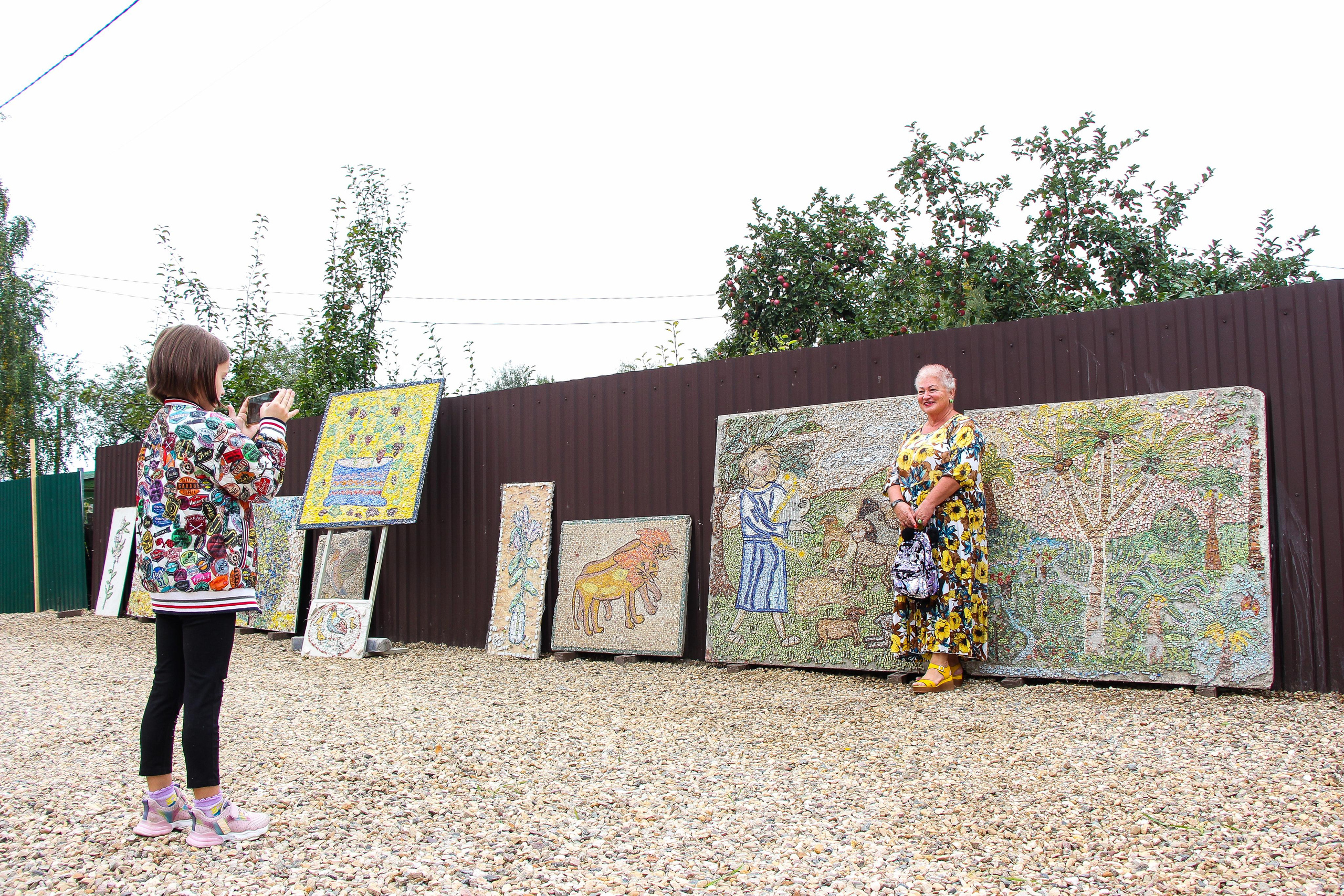 Открытие Атриума Отца Димитрия. Детская школа мозаики. 2021 г. Мария Ткаченко. Документальная фотография