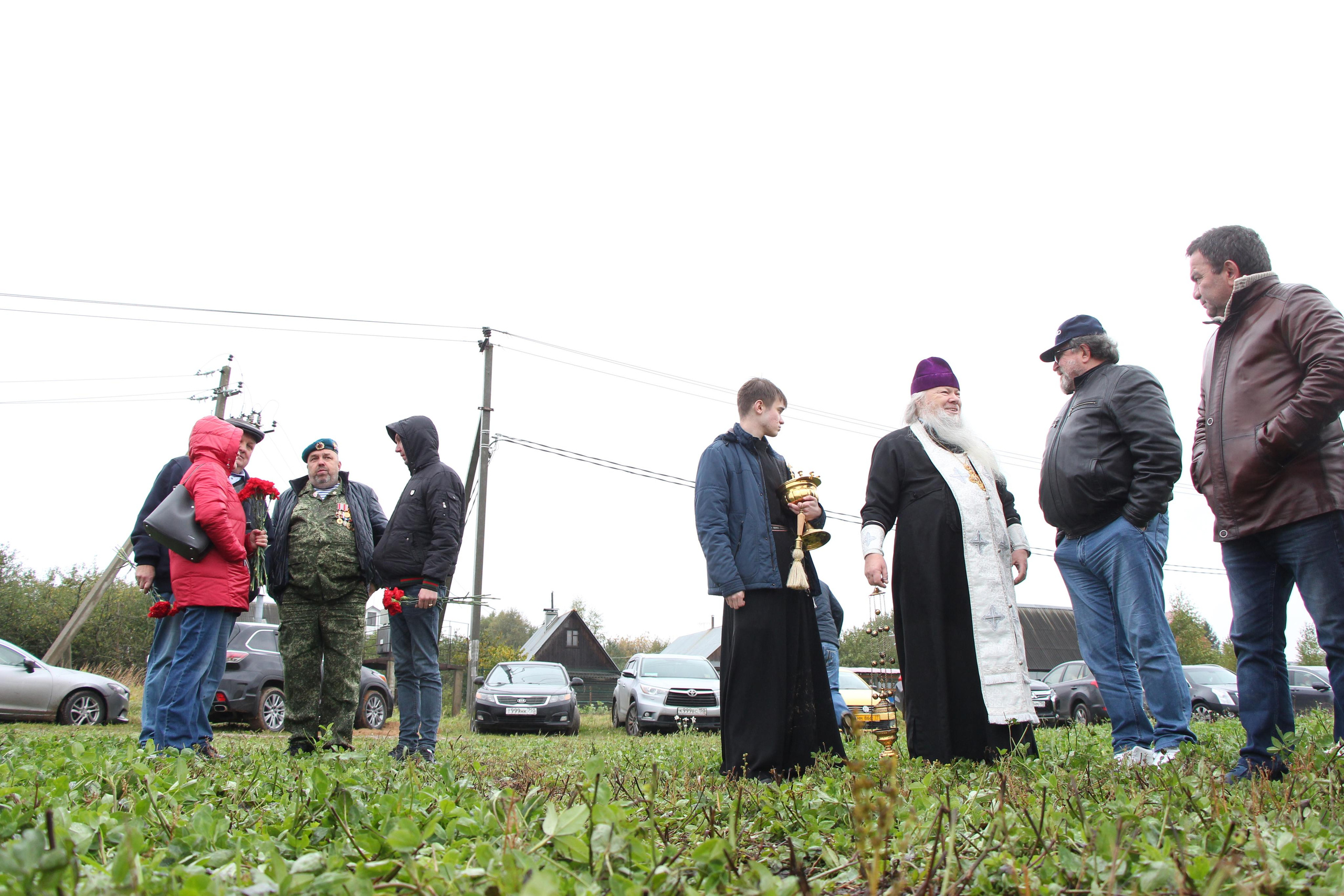 Открытие памятника на месте нахождения 109 останков бойцов ВОВ. Мария Ткаченко. Документальная фотография