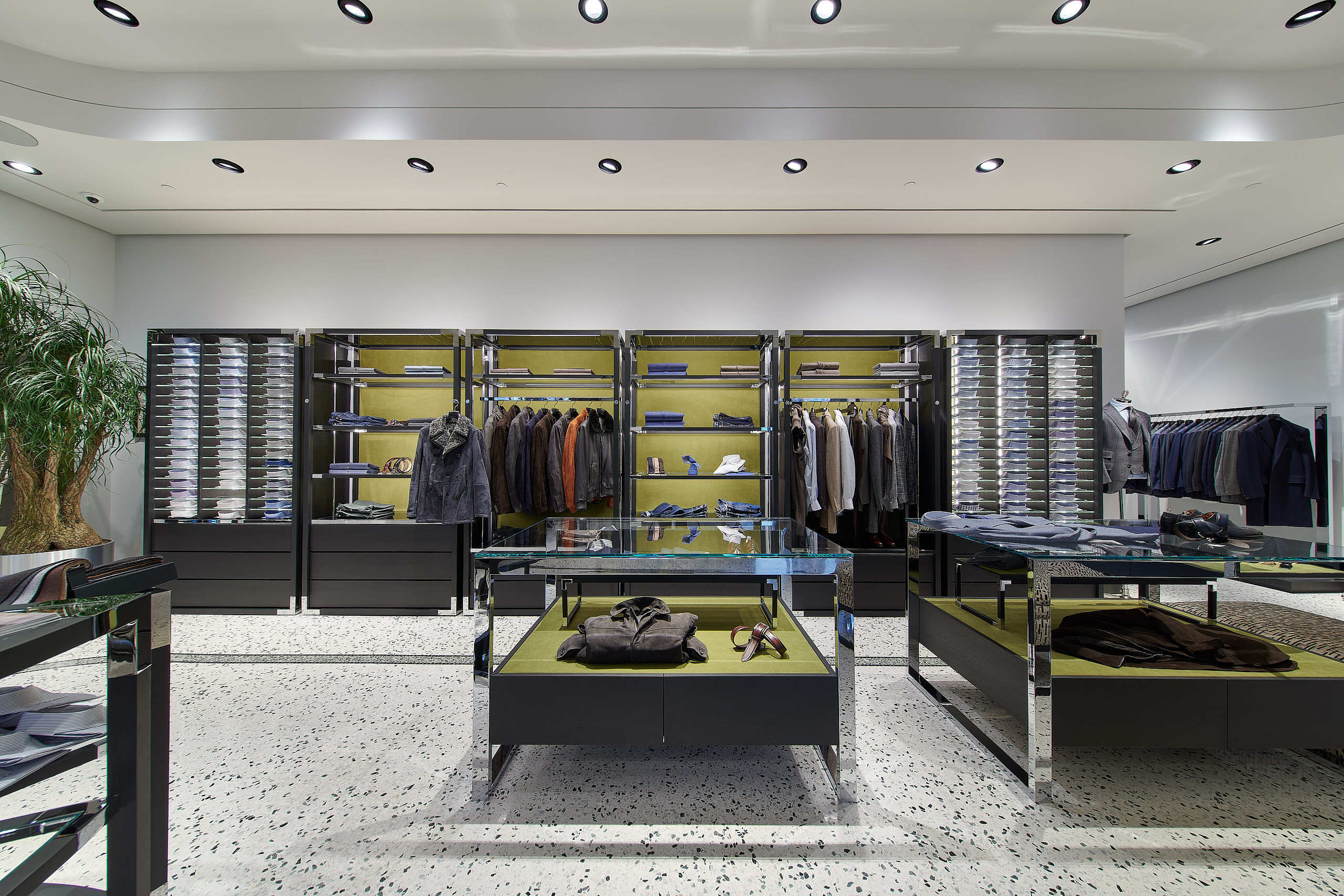 Cesare Attolini в Ritz-Carlton. Флористическая, интерьерная и портретная съемка в Москве и Европе