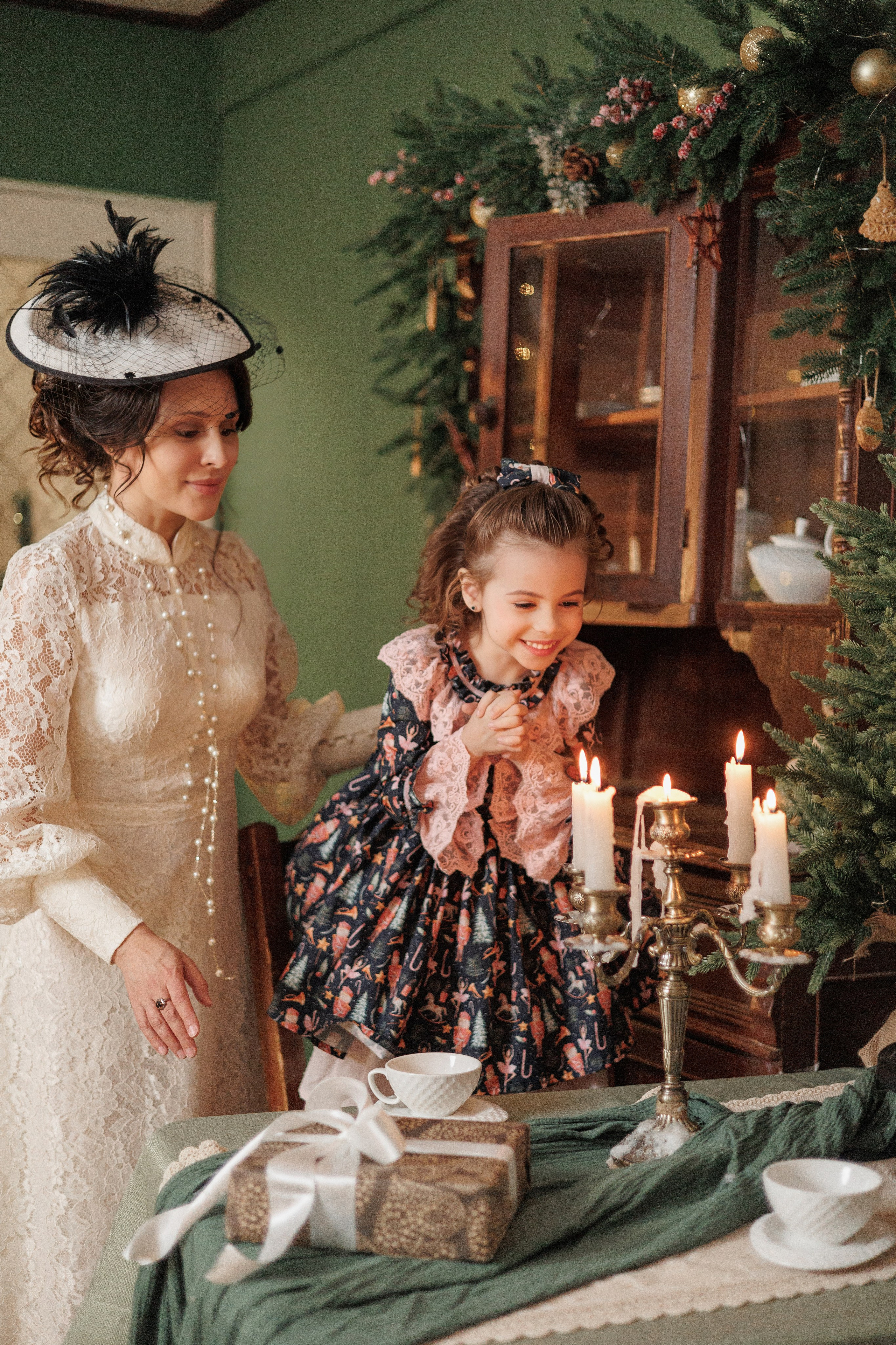 Мама и дочка. Фотограф Мальнева Юлия в Липецке, в Москве. Фотостудия MARU в Липецке
