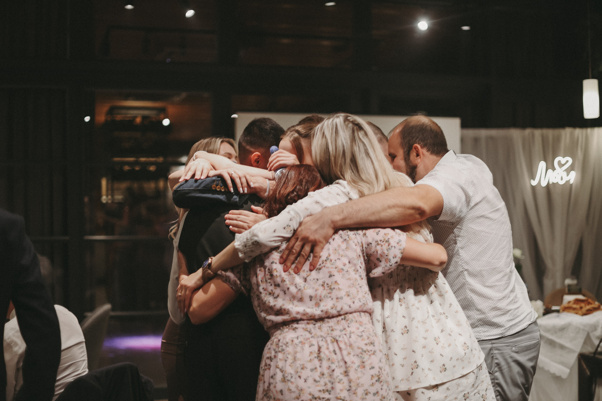 «А покажите съемку банкета)». Главная