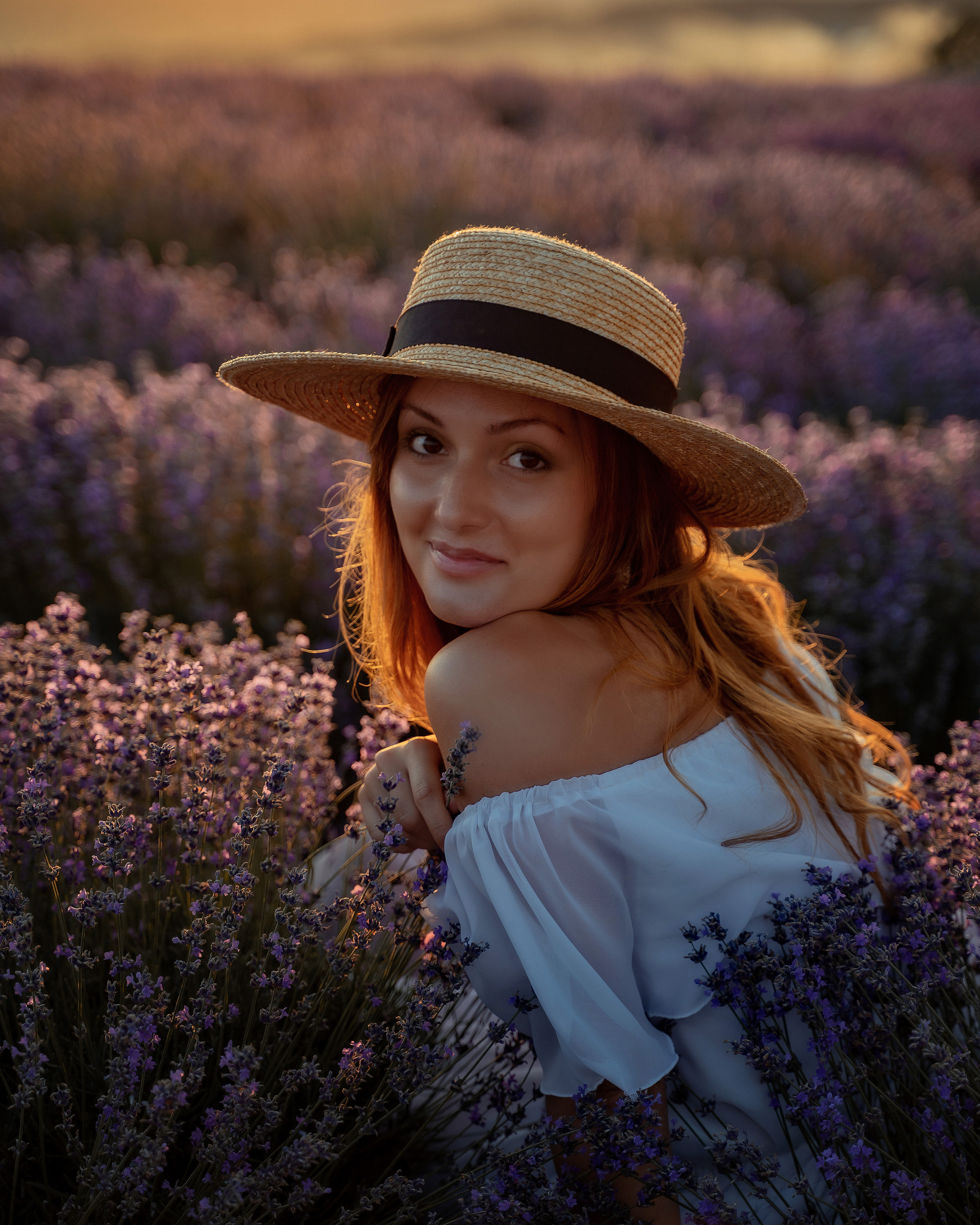 Много шляпок