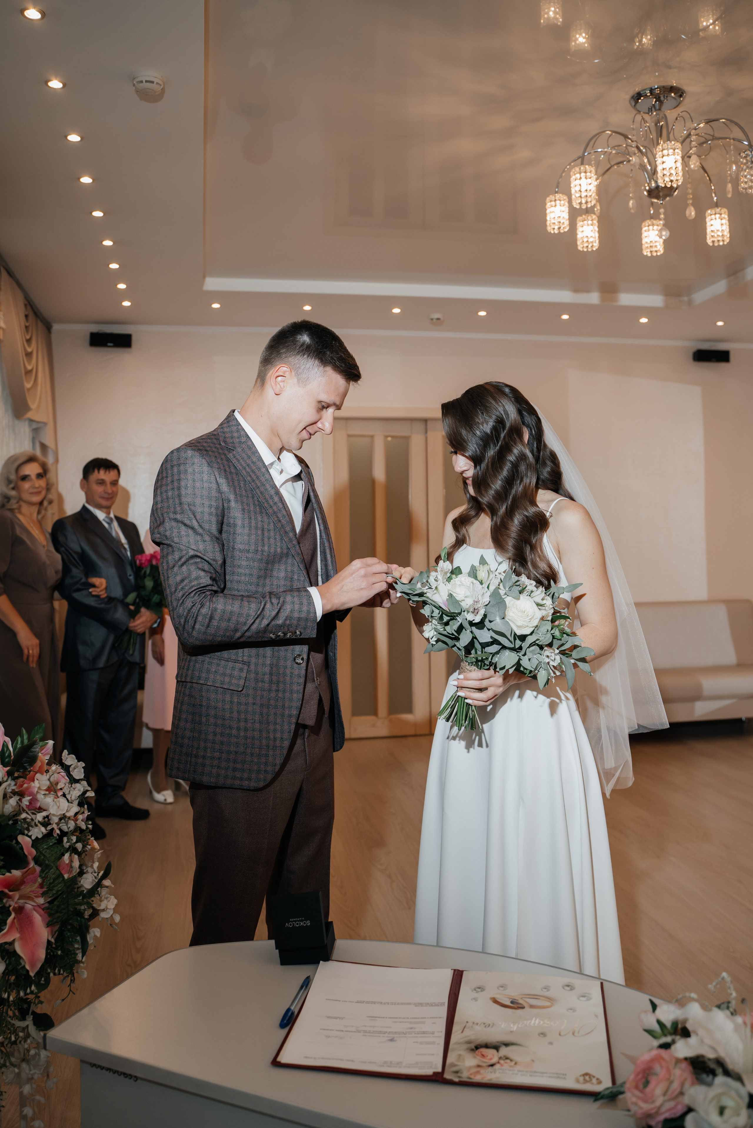 Артур и Елена. Свадебный фотограф Амина Хомович