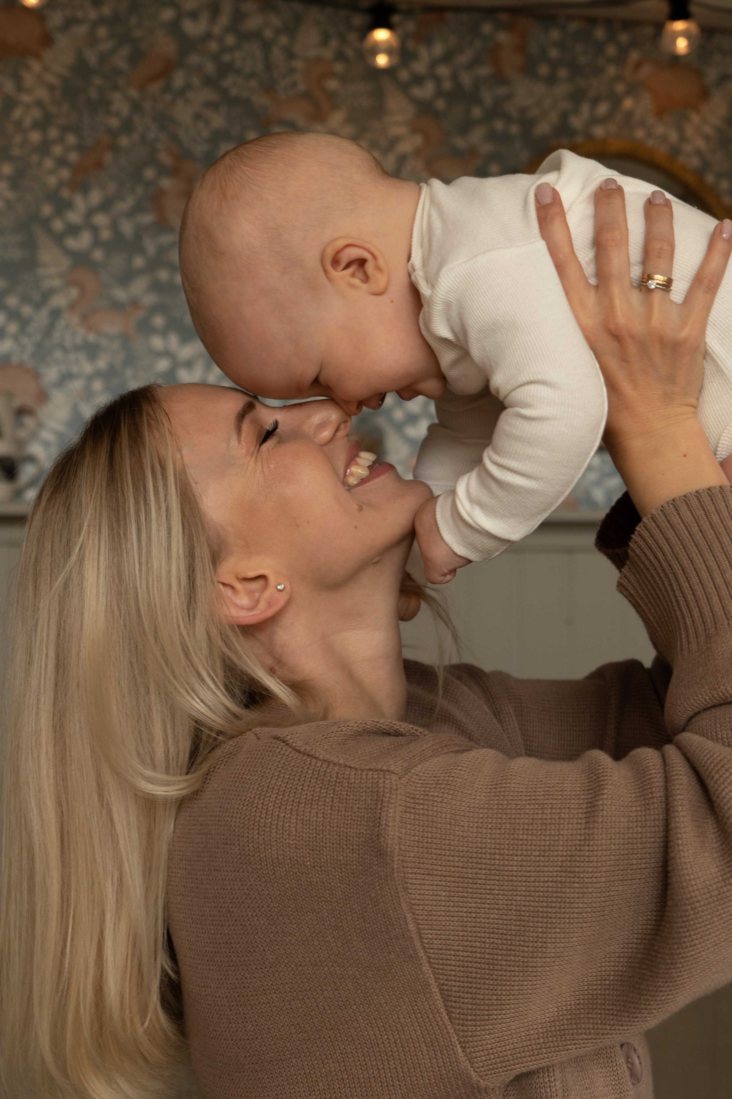 Студийная семейная фотосессия. Фотограф видеограф Ольга Василевская