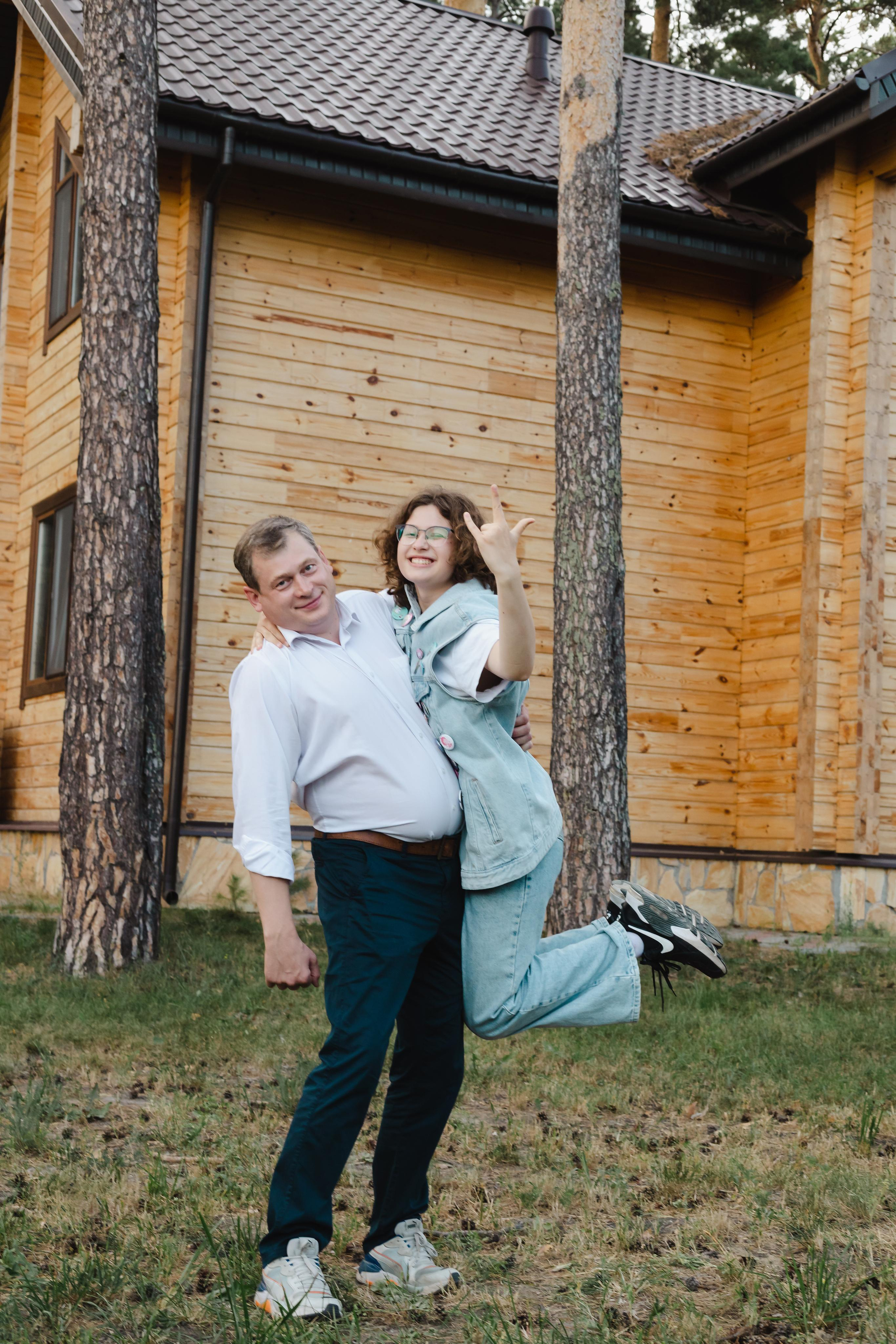 Семейный портрет на природе. Фотограф в Тюмени Даша Михнова. Портреты, фотопроекты, фотодни