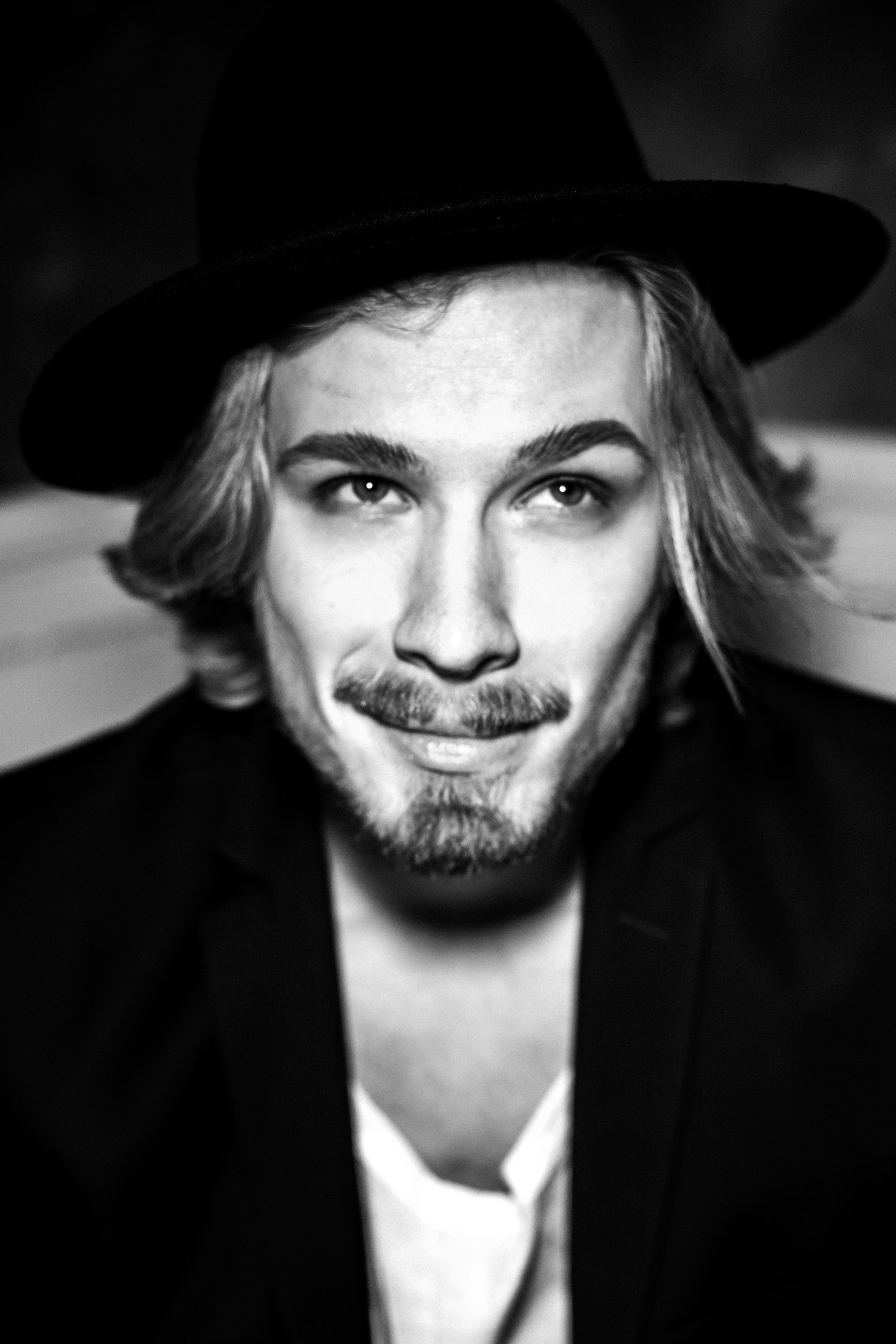 Никита. Фотограф в Тюмени Даша Михнова. Портреты, фотопроекты, фотодни