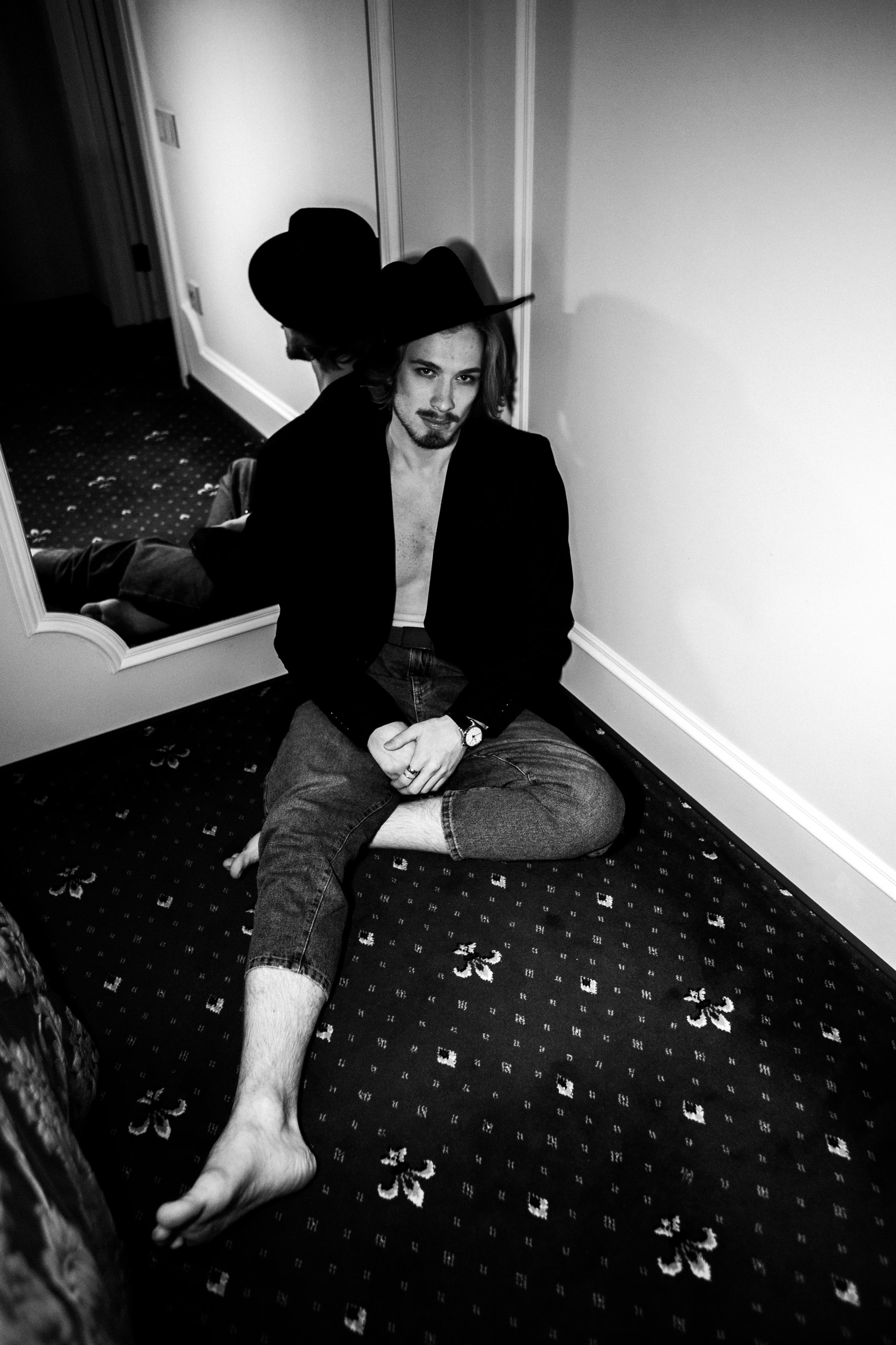 Никита. Фотограф в Тюмени Даша Михнова. Портреты, фотопроекты, фотодни