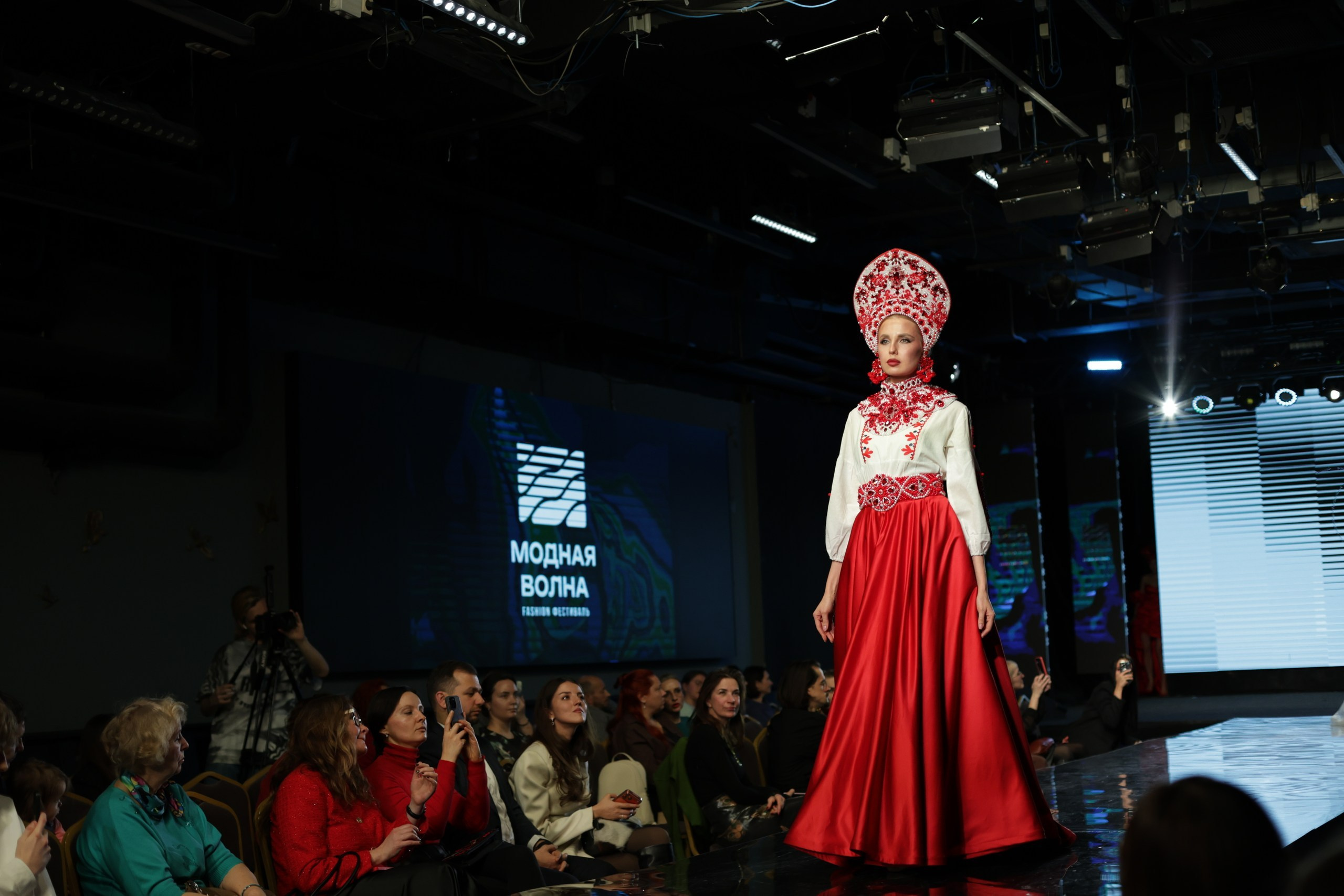 Fashion-фестиваль «Модная волна» 2026. Jane Kudryavtseva | MODEL PHOTO, PORTRAIT & EVENTS