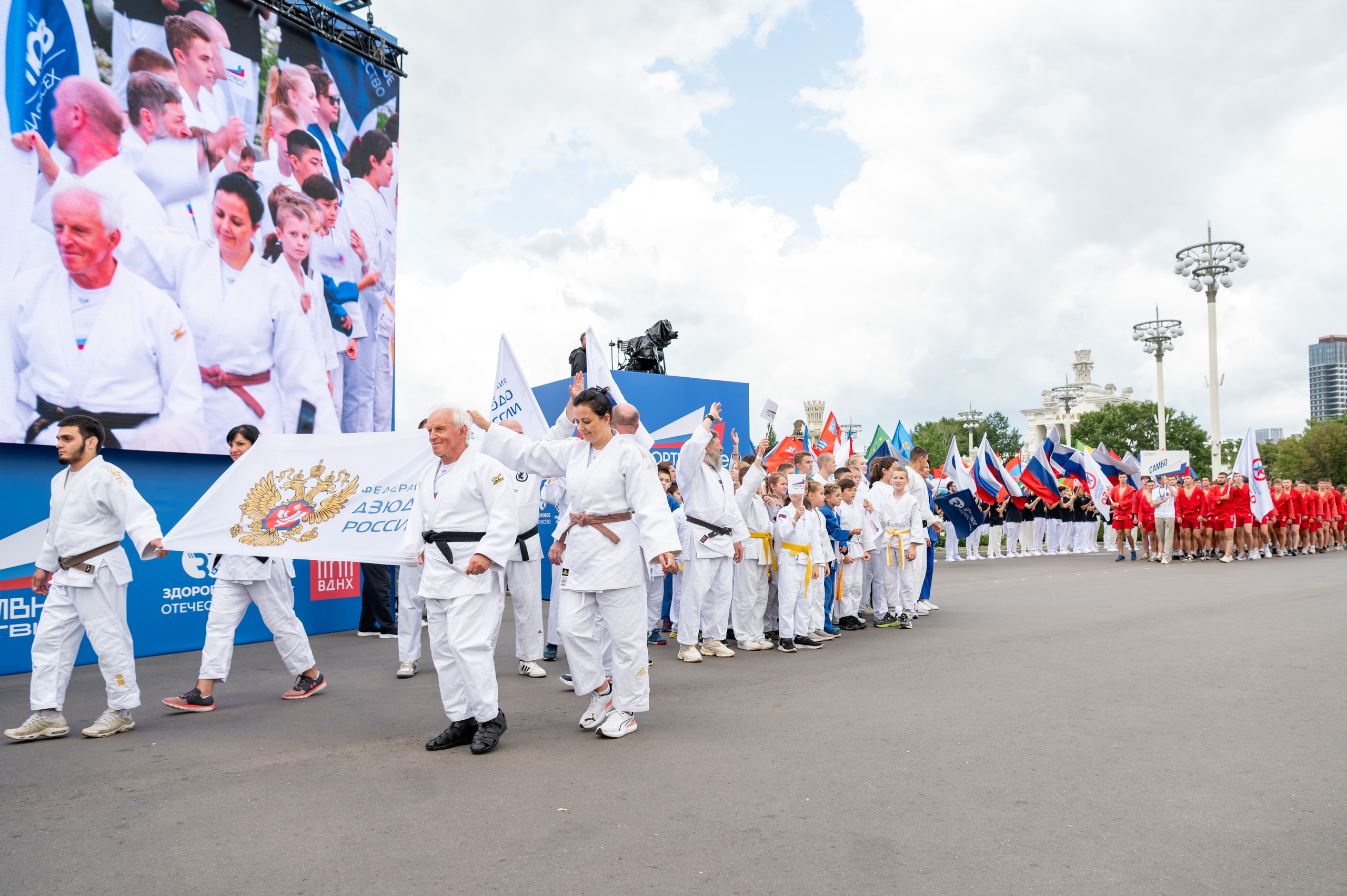 Спортивное шествие посвященное Дню физкультурника!. Детский и семейный фотограф г. Москва Оксана Катаджи