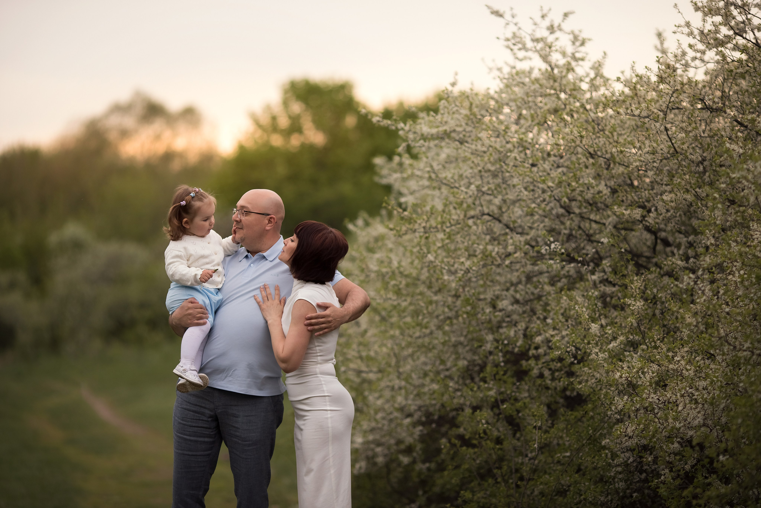 Цветущий апрель. Семейный и детский фотограф в Саратове Полина Коткина