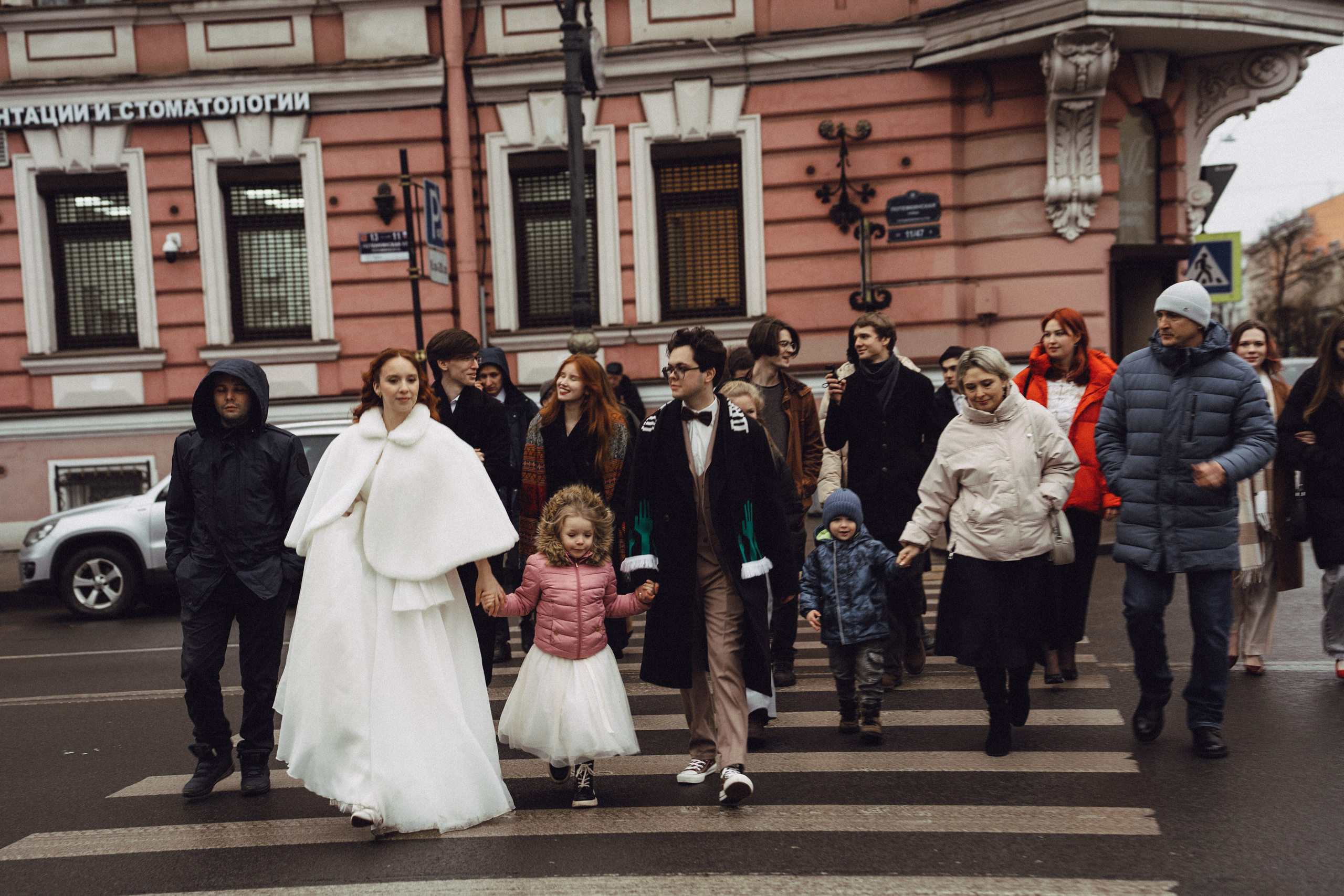 СВАДЕБНАЯ СЬЕМКА ВО ВТОРОМ ДВОРЦЕ С ГОСТЯМИ И ПРОГУЛКА В ТАВРИЧЕСКОМ САДУ. Профессиональный фотограф, Санкт-Петербург — Виктория Богомолова