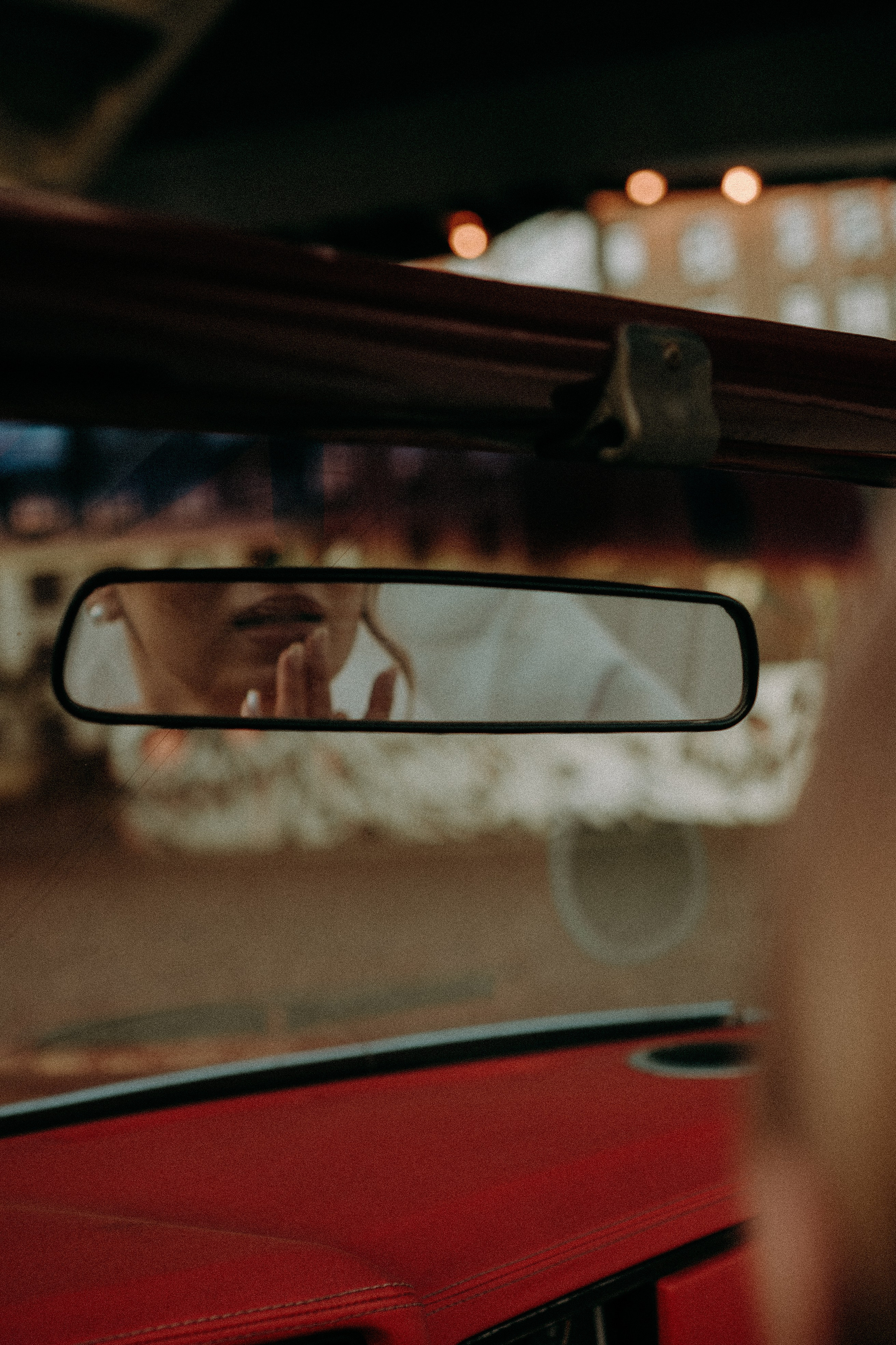 СВАДЕБНАЯ СЬЕМКА ВОЗЛЕ МСОТА БЕТАНКУРА НА КАБРИОЛЕТЕ. Профессиональный фотограф, Санкт-Петербург — Виктория Богомолова