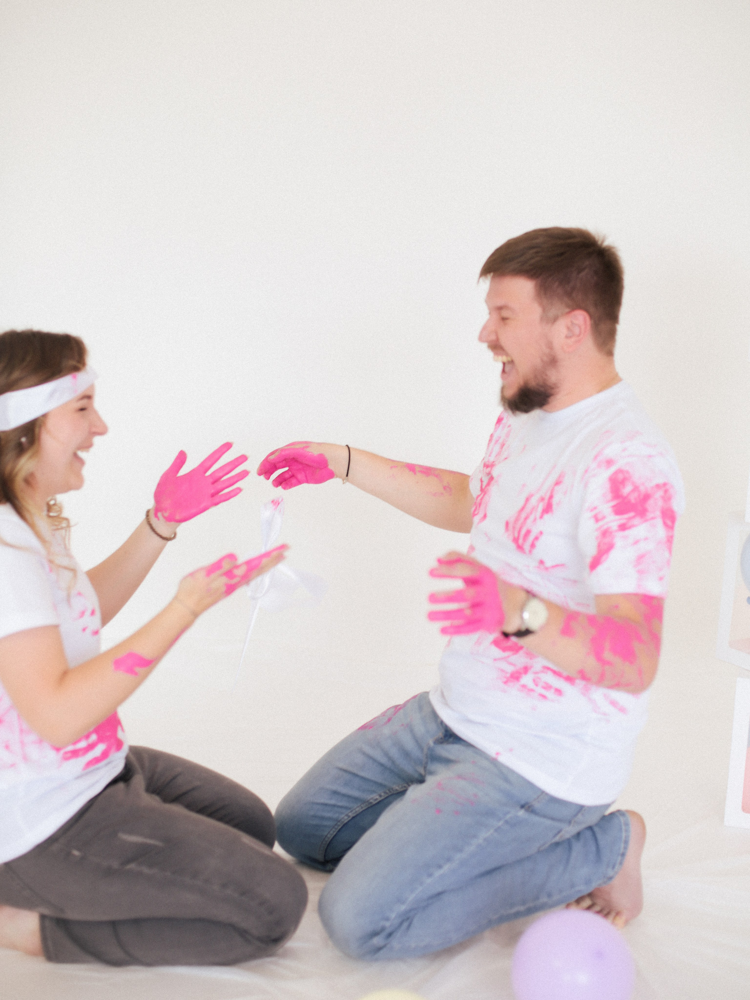 Гендер пати Вовы и Влады. Фотограф Julia Milton | Портреты, съемки для маркетплейсов, лавстори, съёмка беременности в Санкт-Петербурге. Обучение фотографии в Спб очно