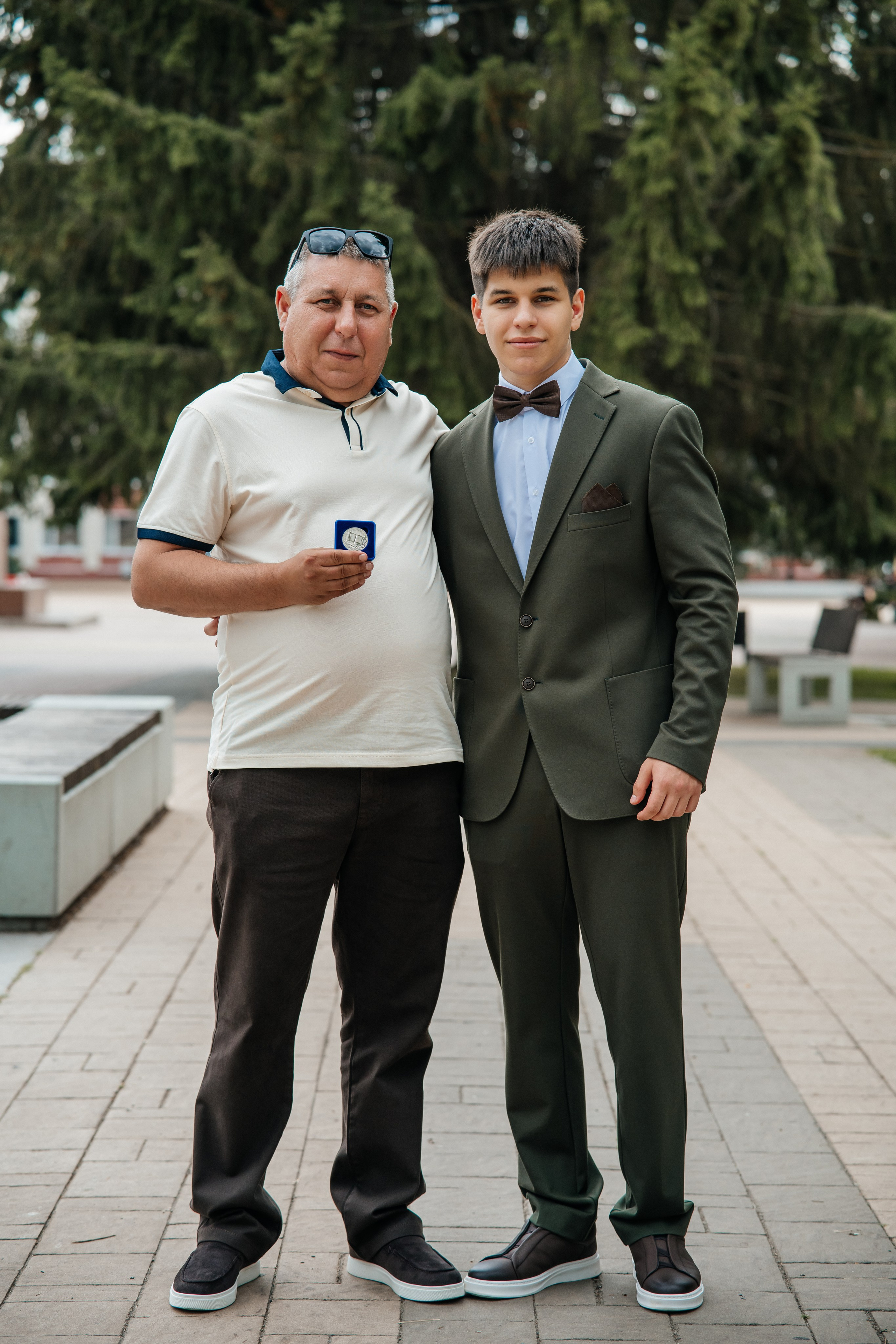 Медалисты. Школьный фотограф в Валуйках. Фотосессии для выпускников и изготовление выпускных альбомов в городе Валуйки и в Белгородской области