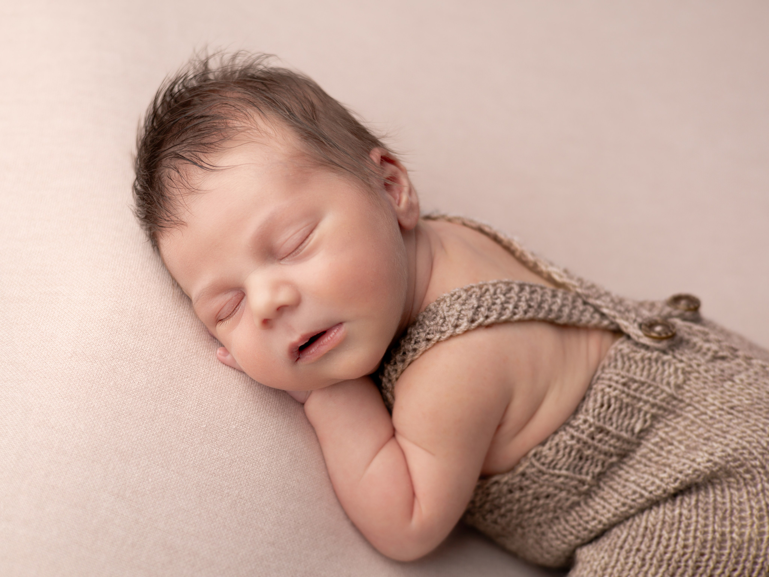 Фотосессия новорожденных Москва. Фотограф новорожденных в Москве Кристина Левит
