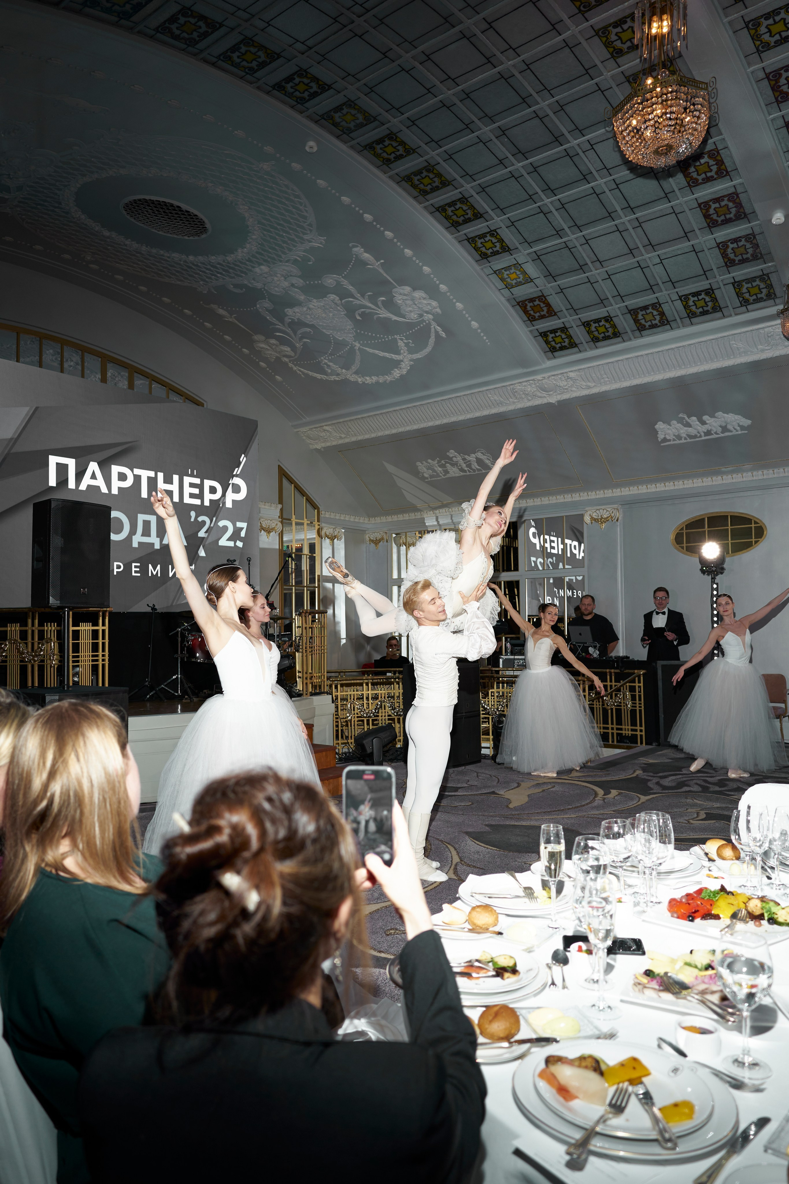 Премия: Партнер года. Коммерческий и репортажный фотограф в Санкт-Петербурге — Туся Сушка