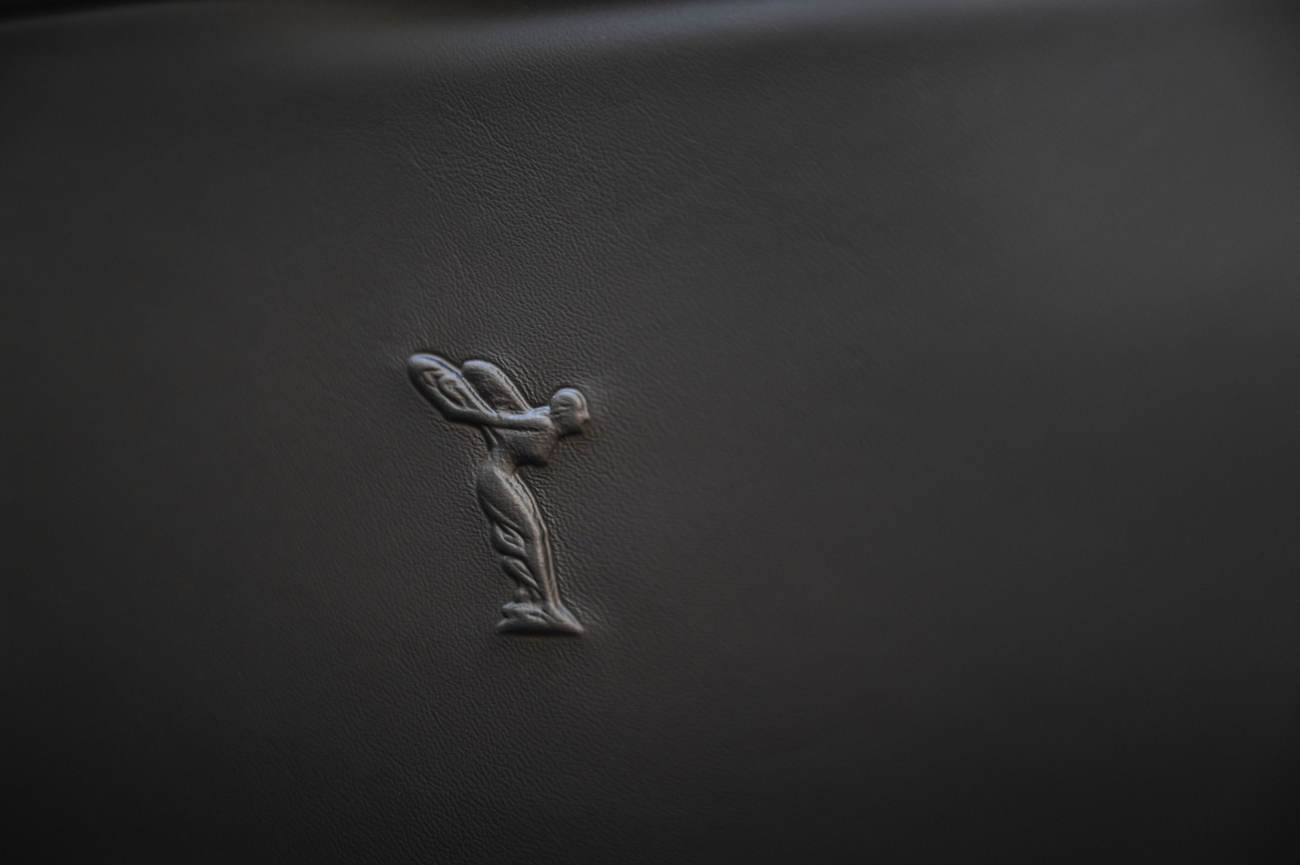 Rolls-Royce Cullinan. Автомобильный фотограф в Москве — Сидоров Дмитрий